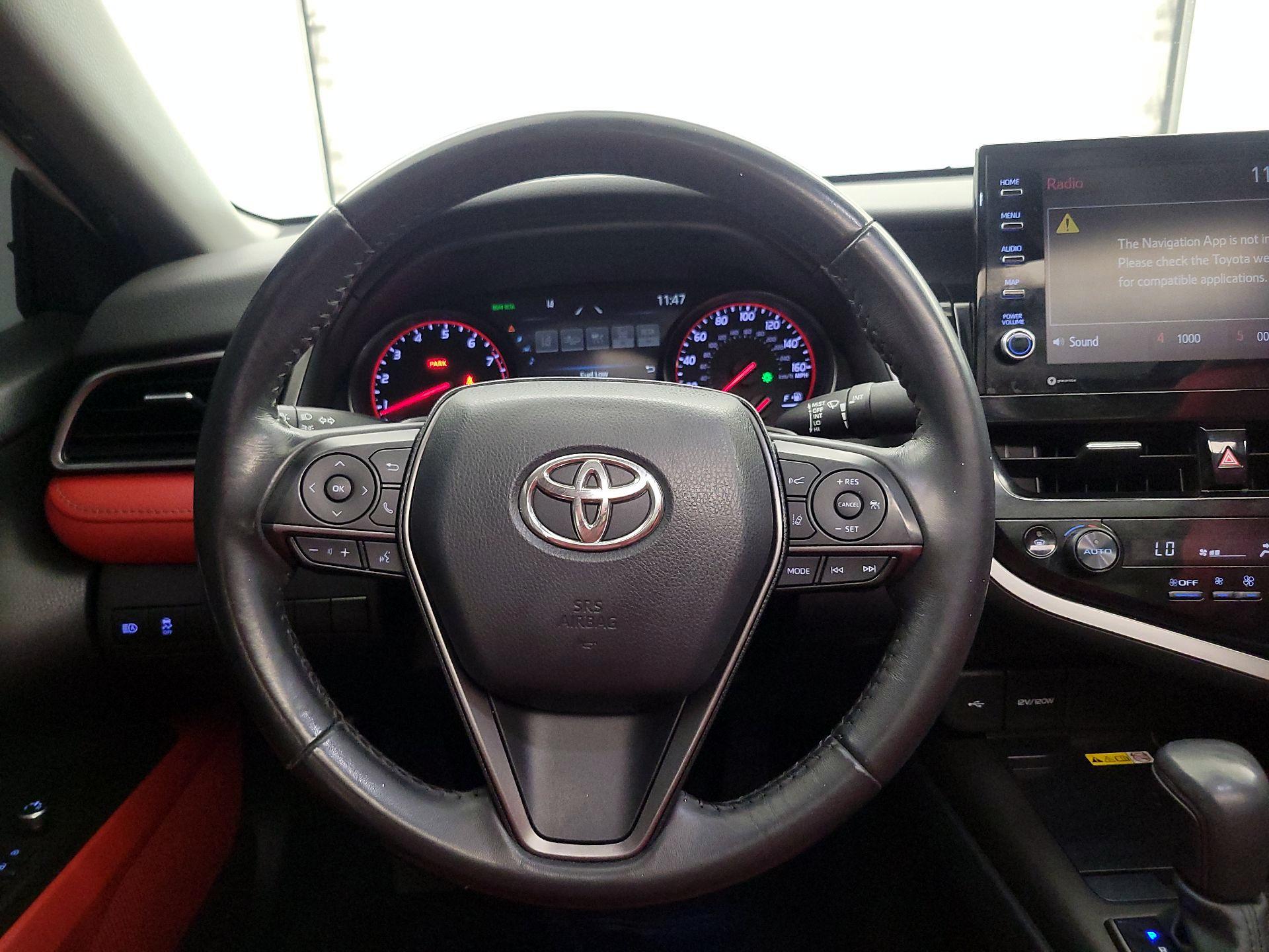 Thumbnail: 2022 Toyota Camry - 10
