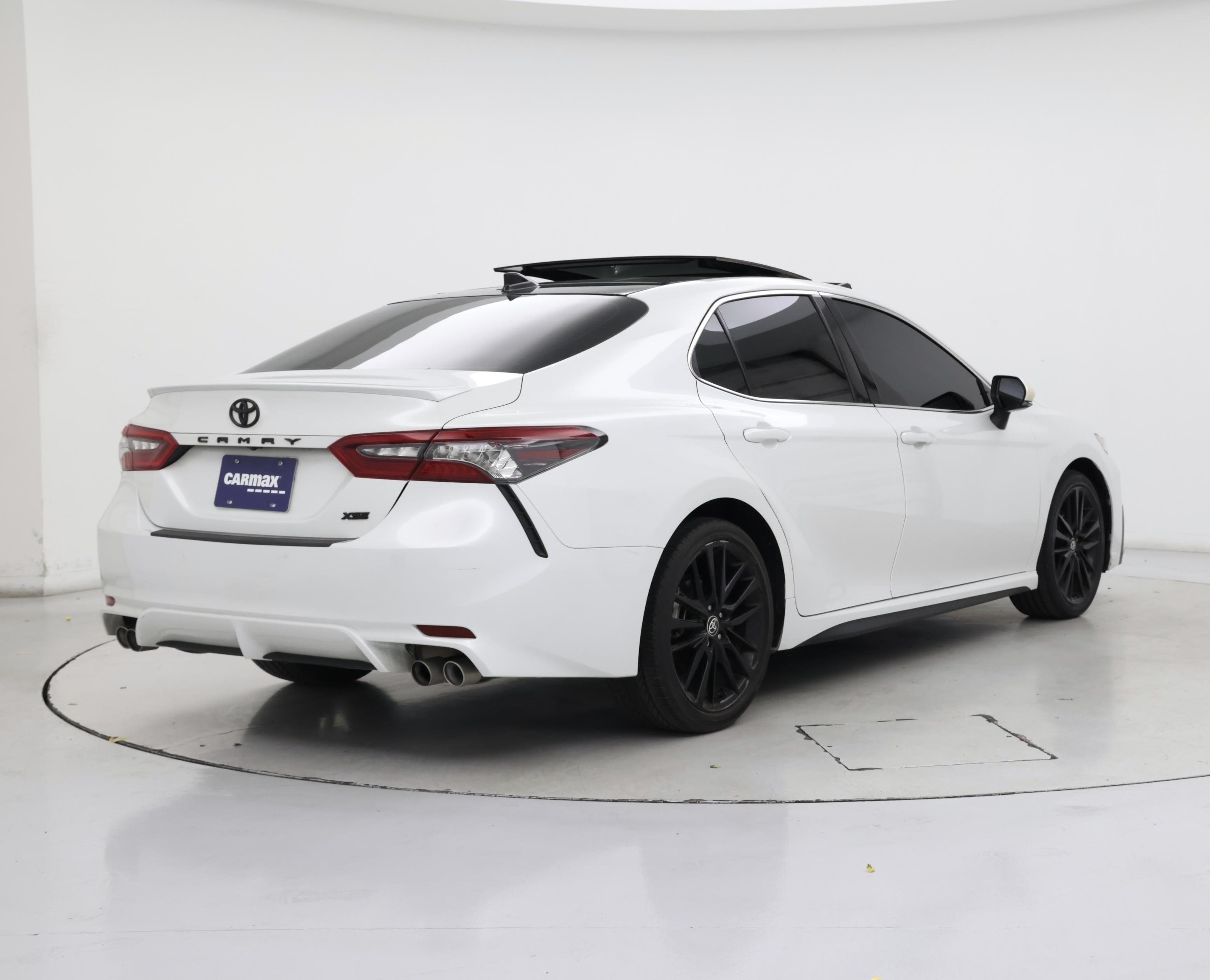Thumbnail: 2022 Toyota Camry - 8