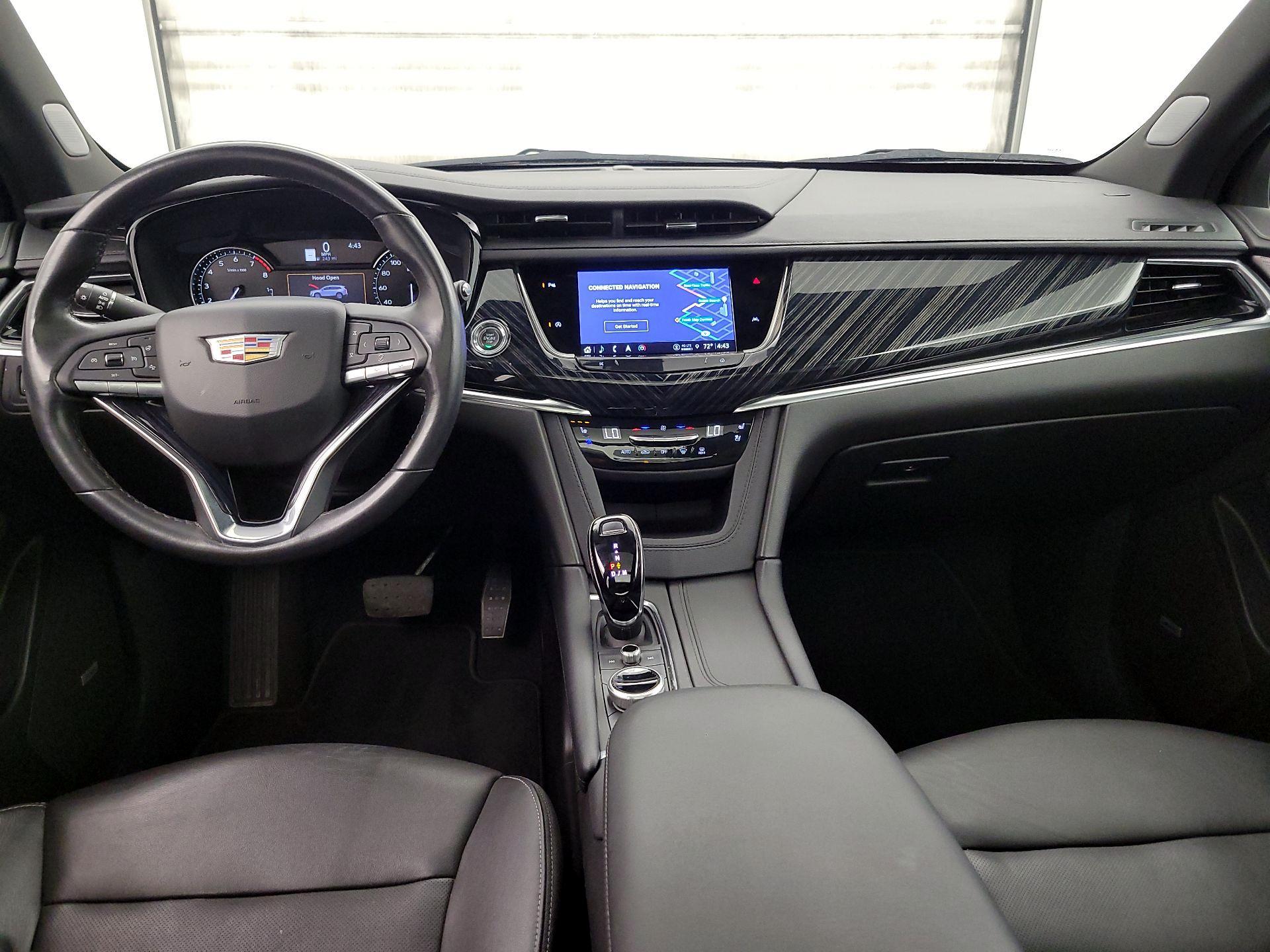 Thumbnail: 2024 Cadillac XT6 - 9