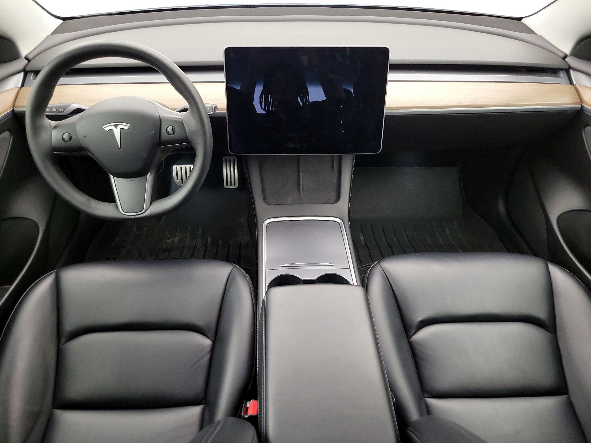 Thumbnail: 2022 Tesla Model 3 - 9