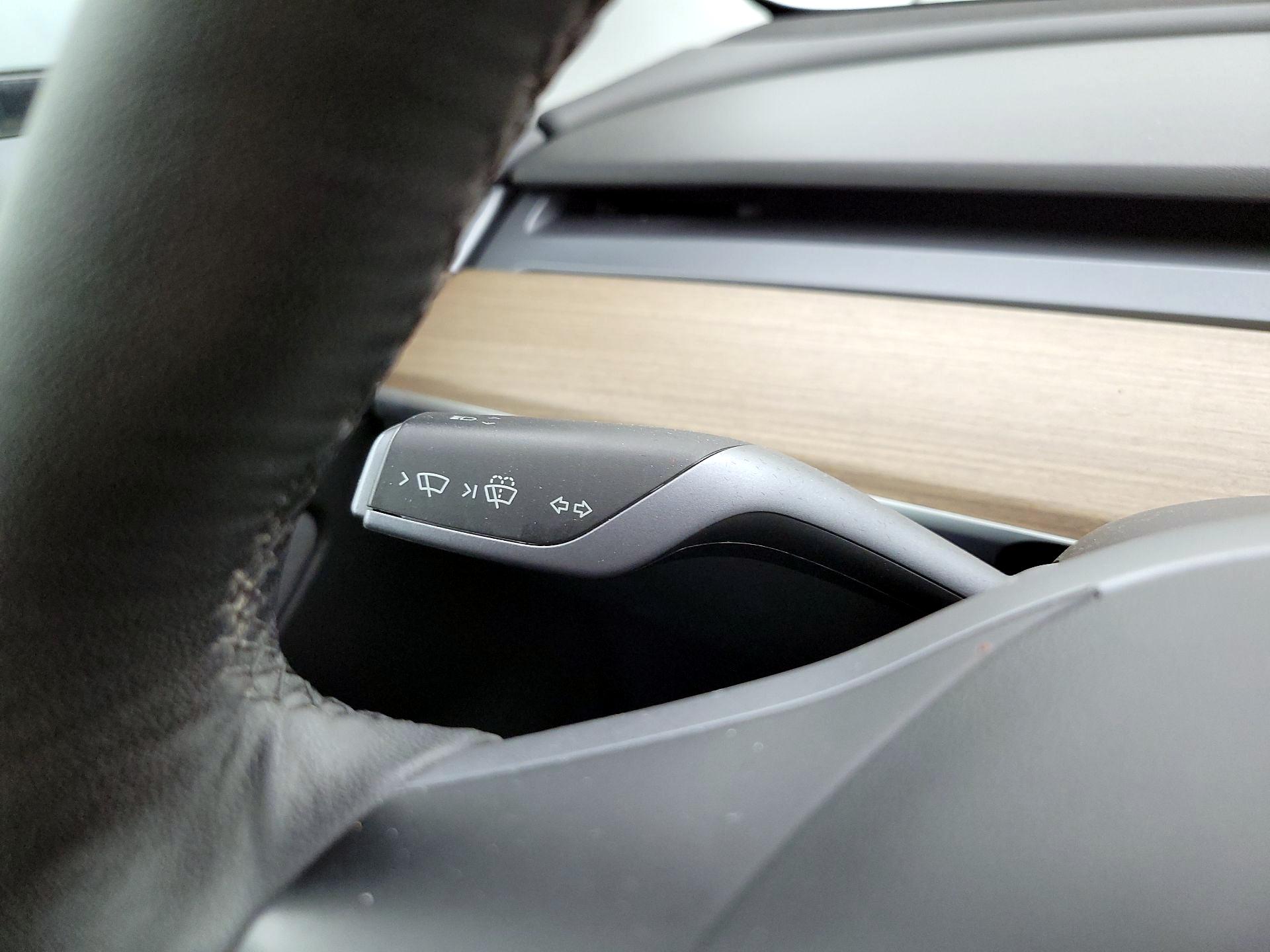 Thumbnail: 2022 Tesla Model 3 - 13