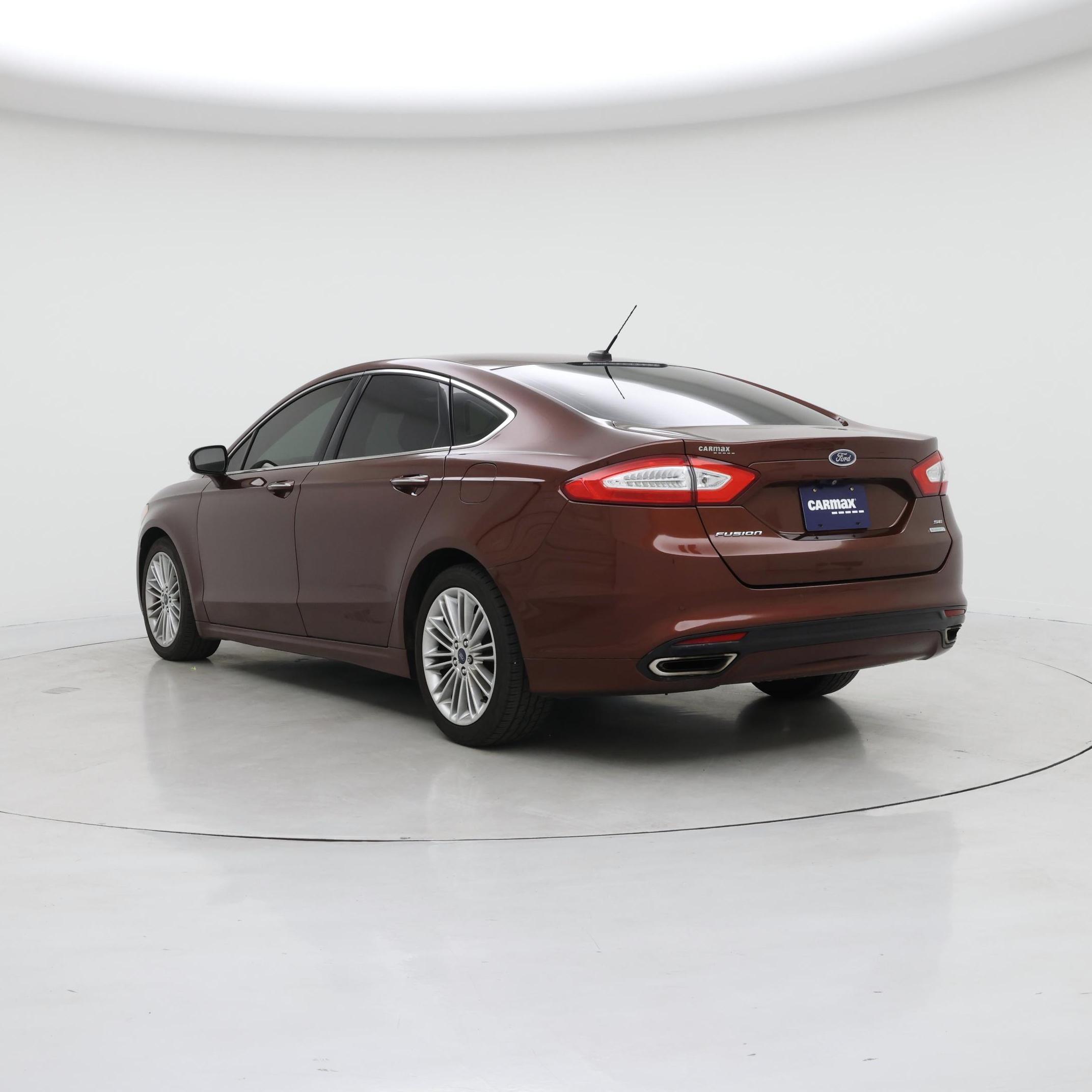 Thumbnail: 2015 Ford Fusion - 2