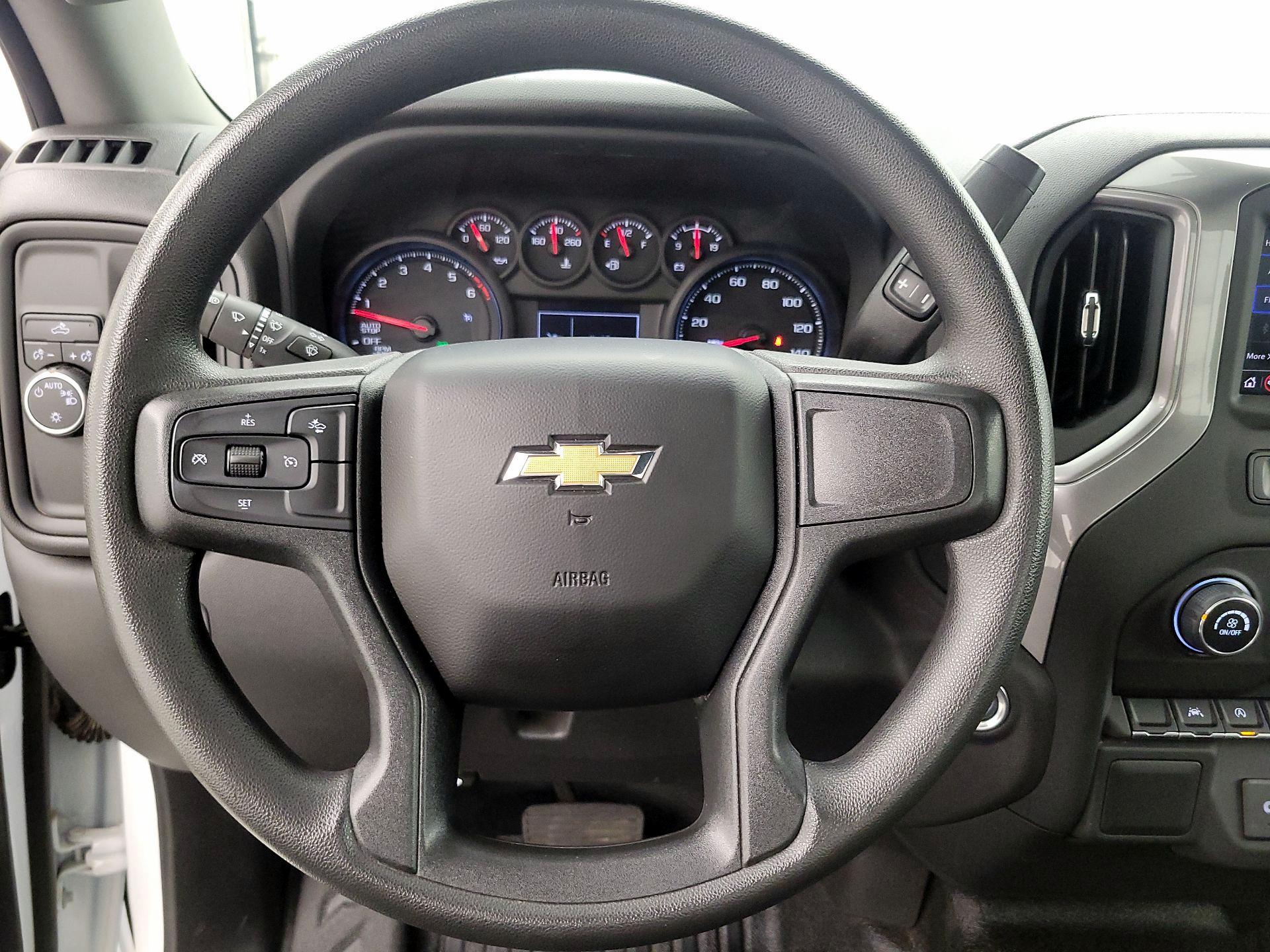 Thumbnail: 2024 Chevrolet Silverado 1500 - 10