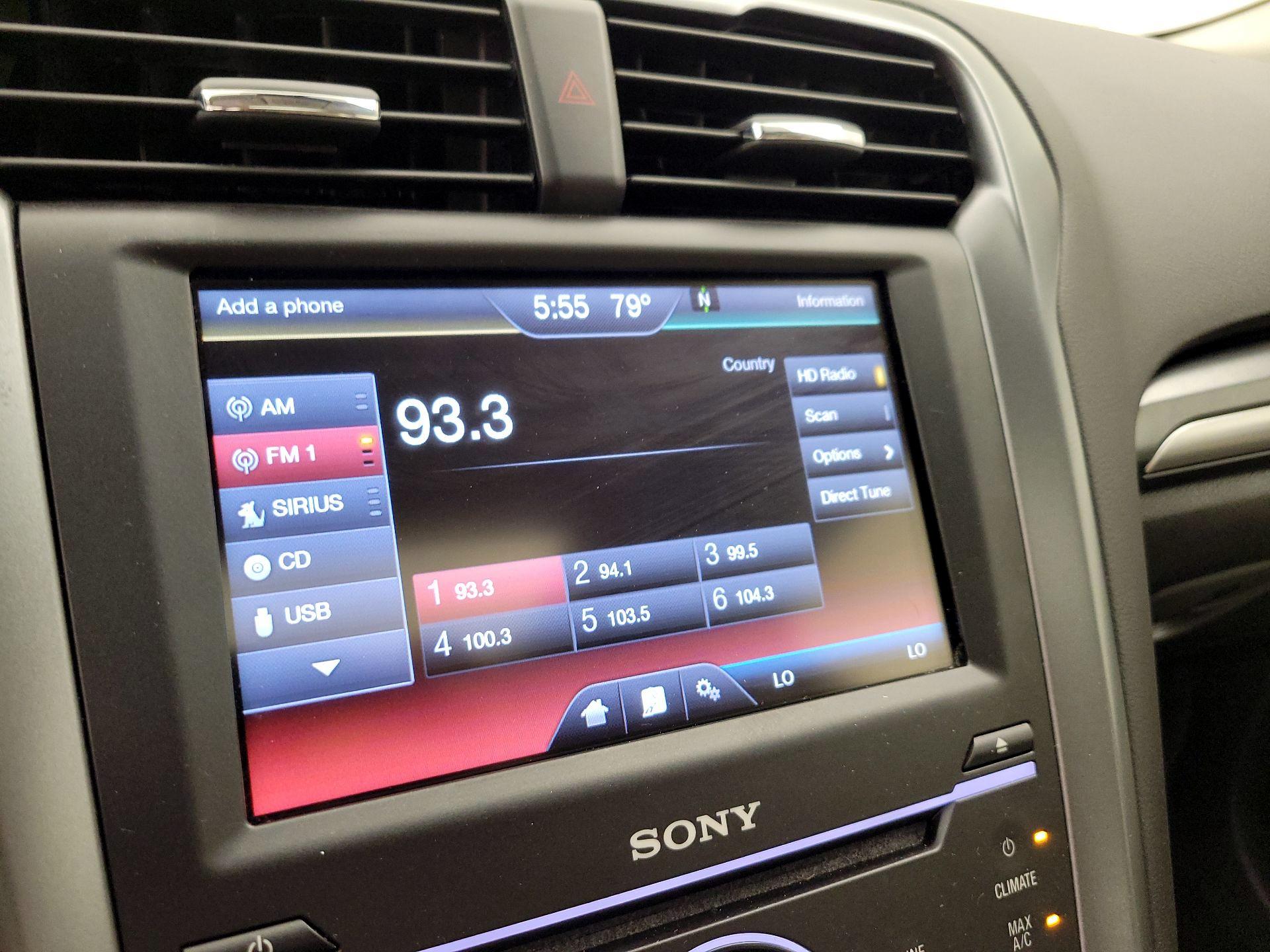Thumbnail: 2015 Ford Fusion - 15