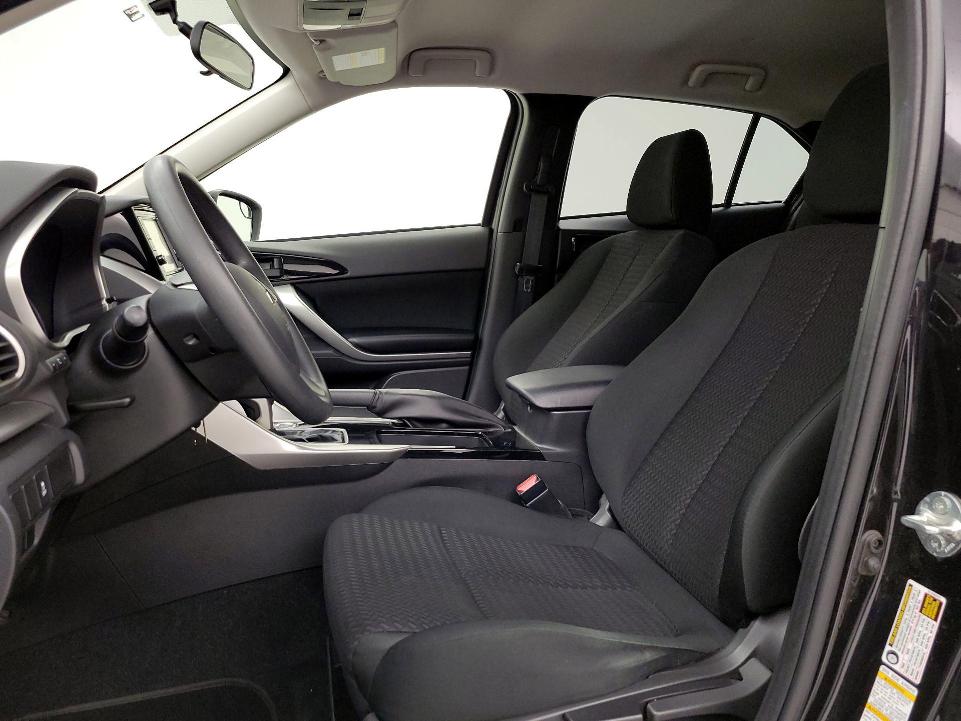 Thumbnail: 2019 Mitsubishi Eclipse Cross - 11