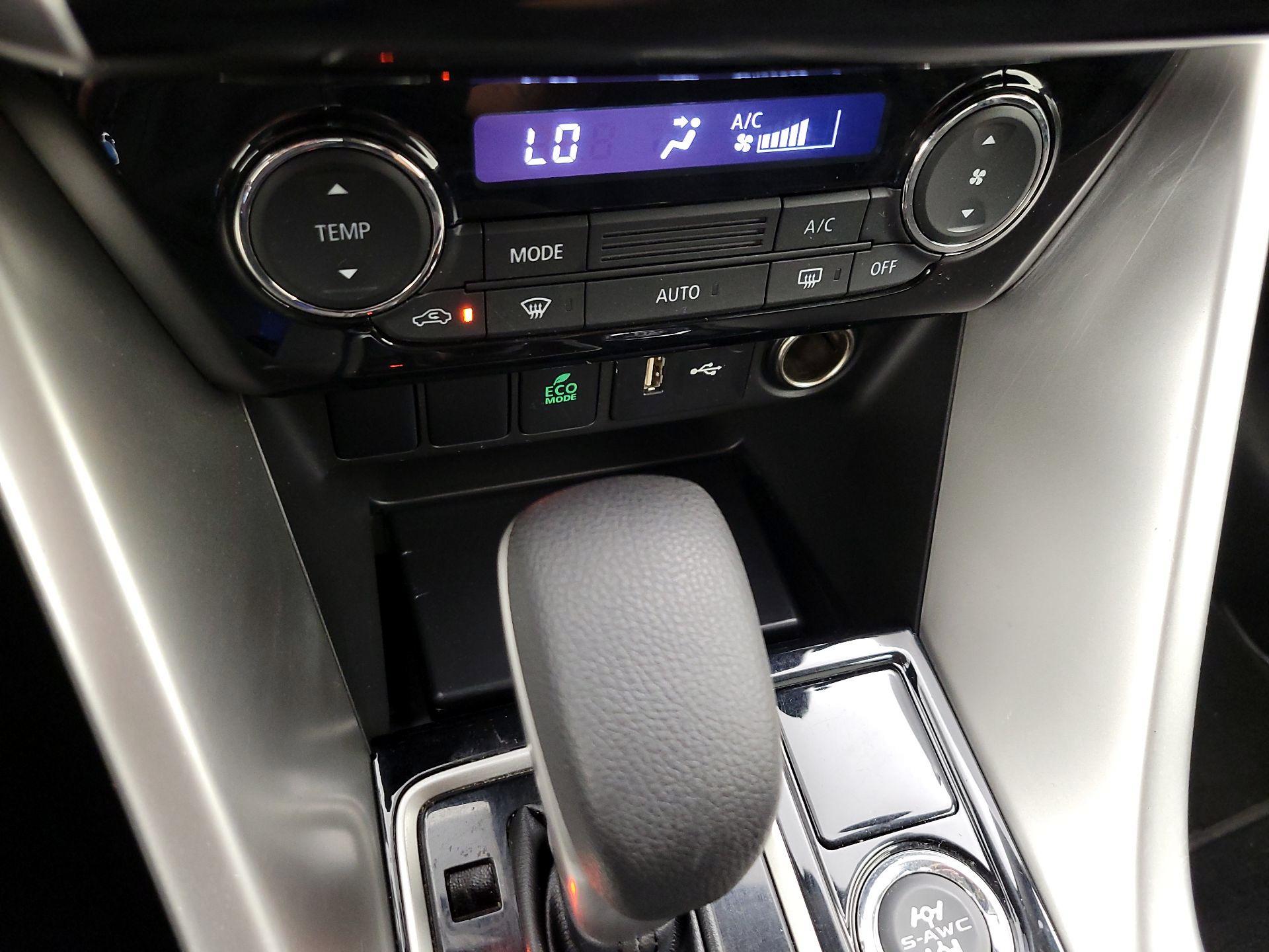 Thumbnail: 2019 Mitsubishi Eclipse Cross - 16