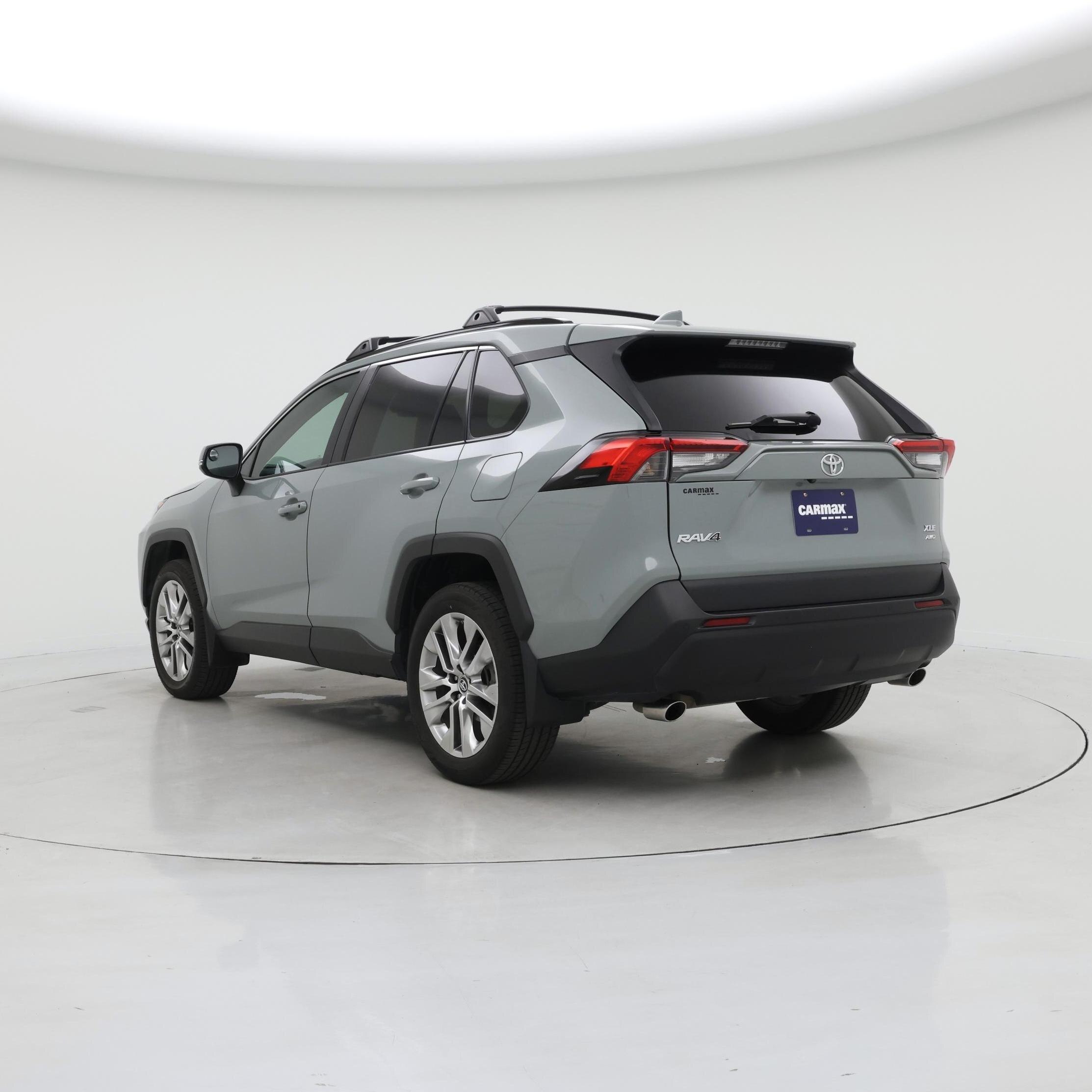 Thumbnail: 2019 Toyota RAV4 - 2