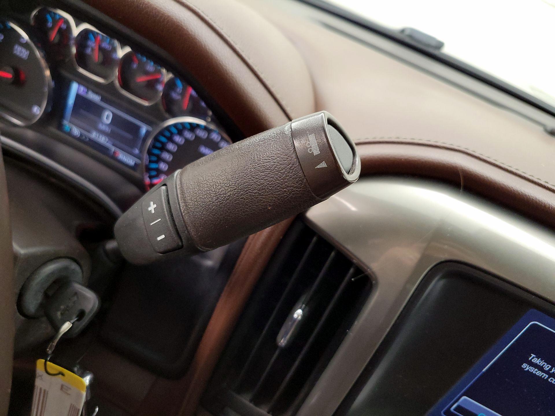 Thumbnail: 2015 Chevrolet Silverado 1500 - 17