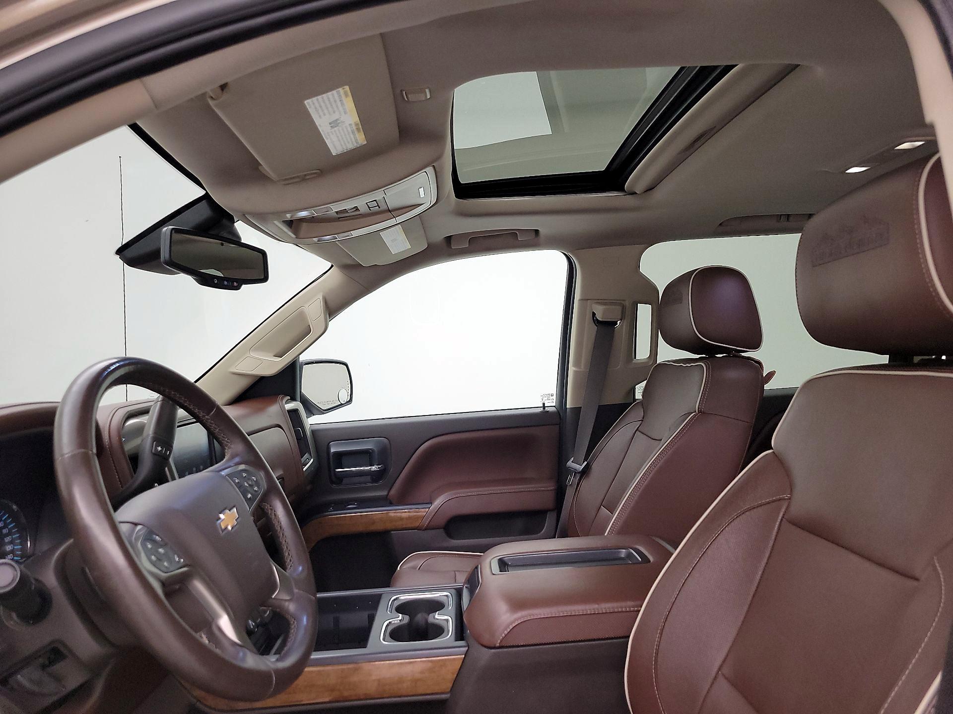Thumbnail: 2015 Chevrolet Silverado 1500 - 19