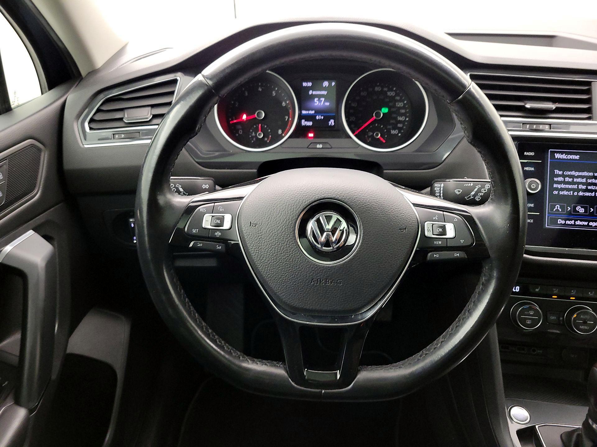 Thumbnail: 2019 Volkswagen Tiguan - 10