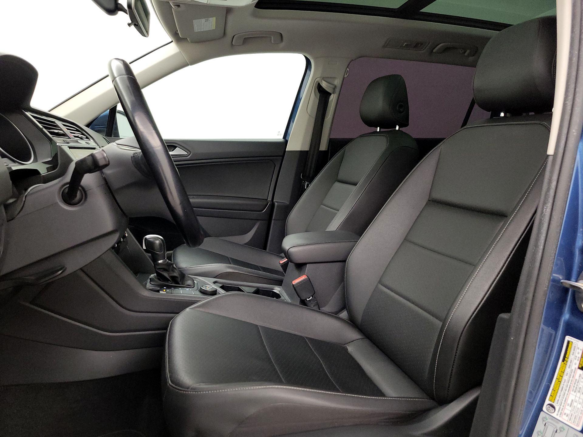 Thumbnail: 2019 Volkswagen Tiguan - 11