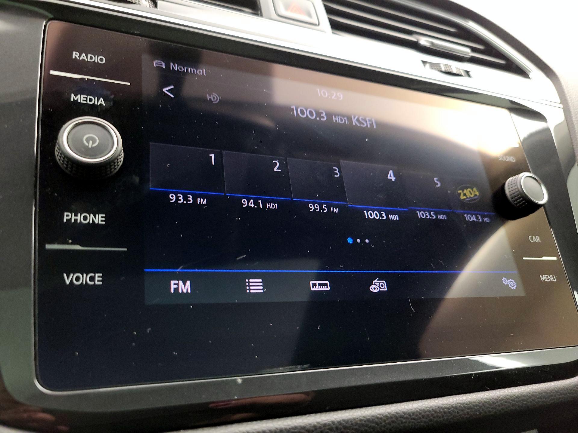 Thumbnail: 2019 Volkswagen Tiguan - 15