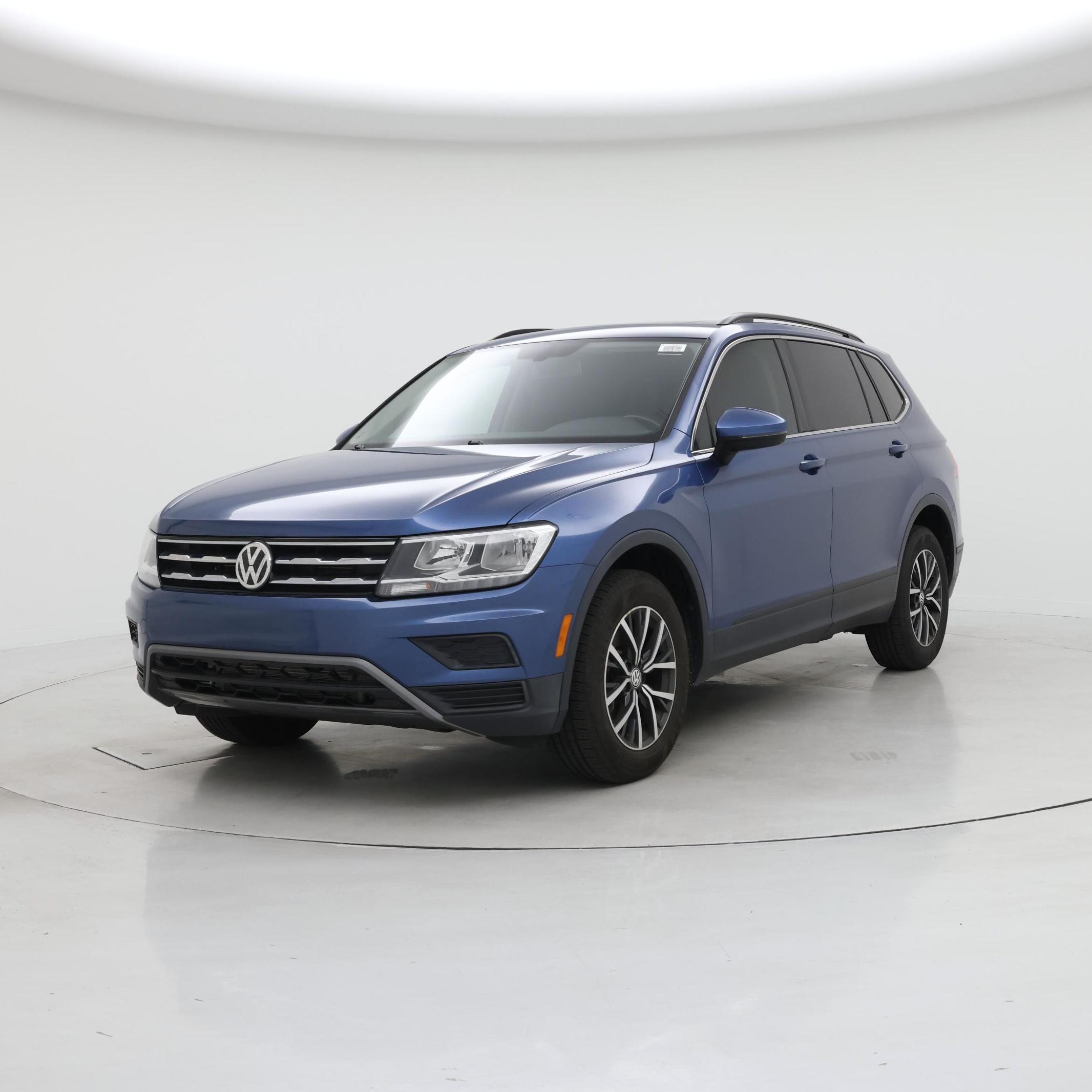 Thumbnail: 2019 Volkswagen Tiguan - 4