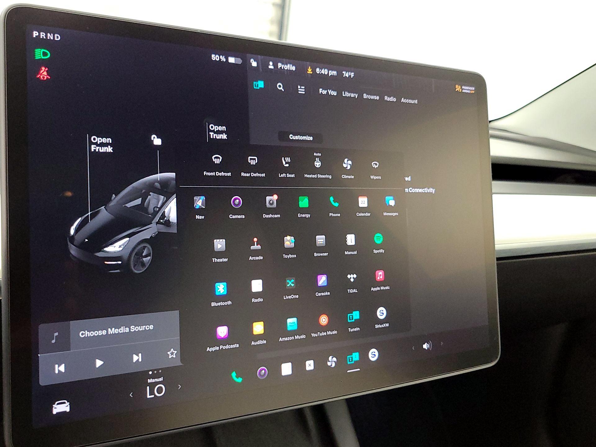 Thumbnail: 2022 Tesla Model 3 - 15