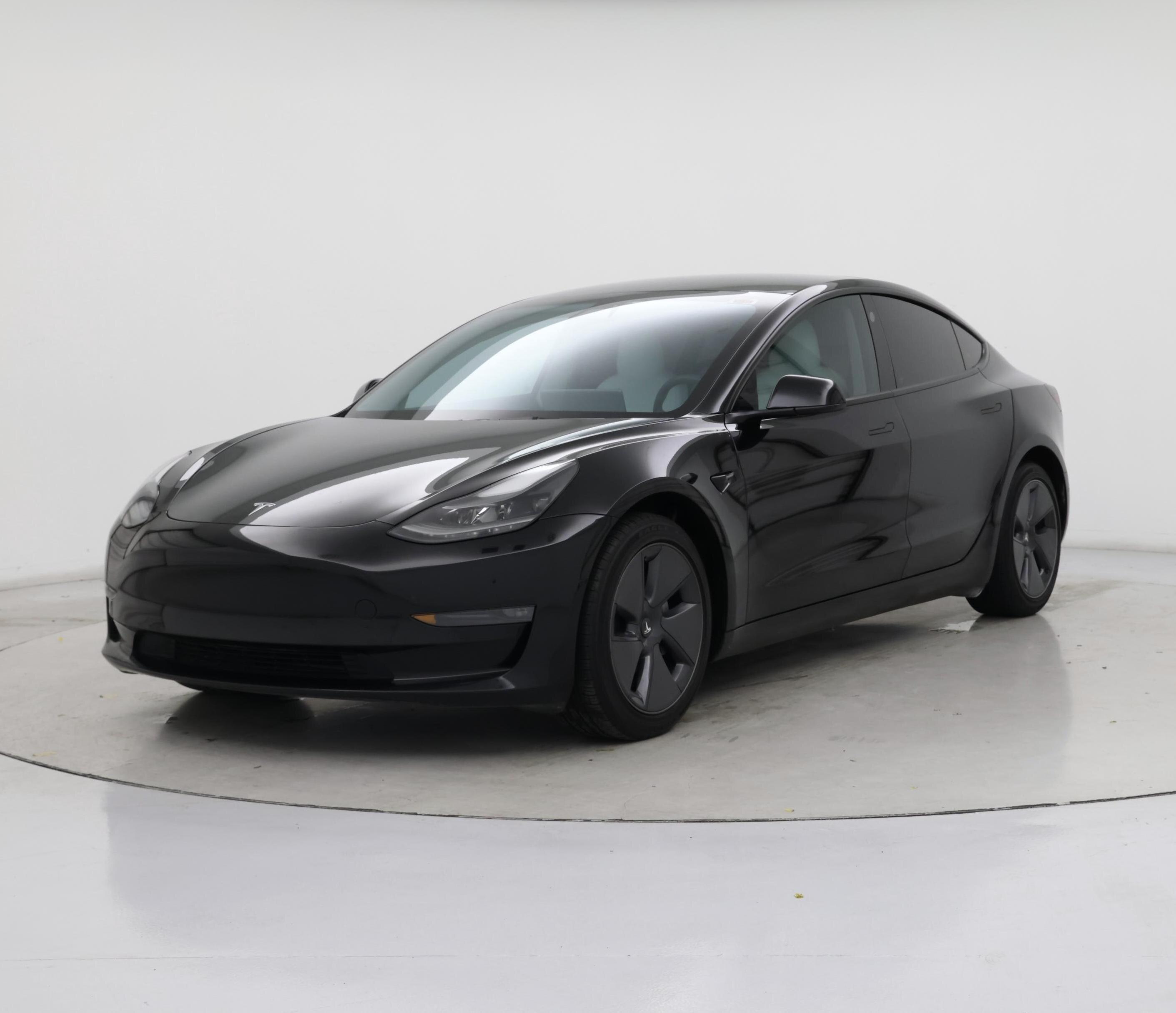 Thumbnail: 2022 Tesla Model 3 - 4