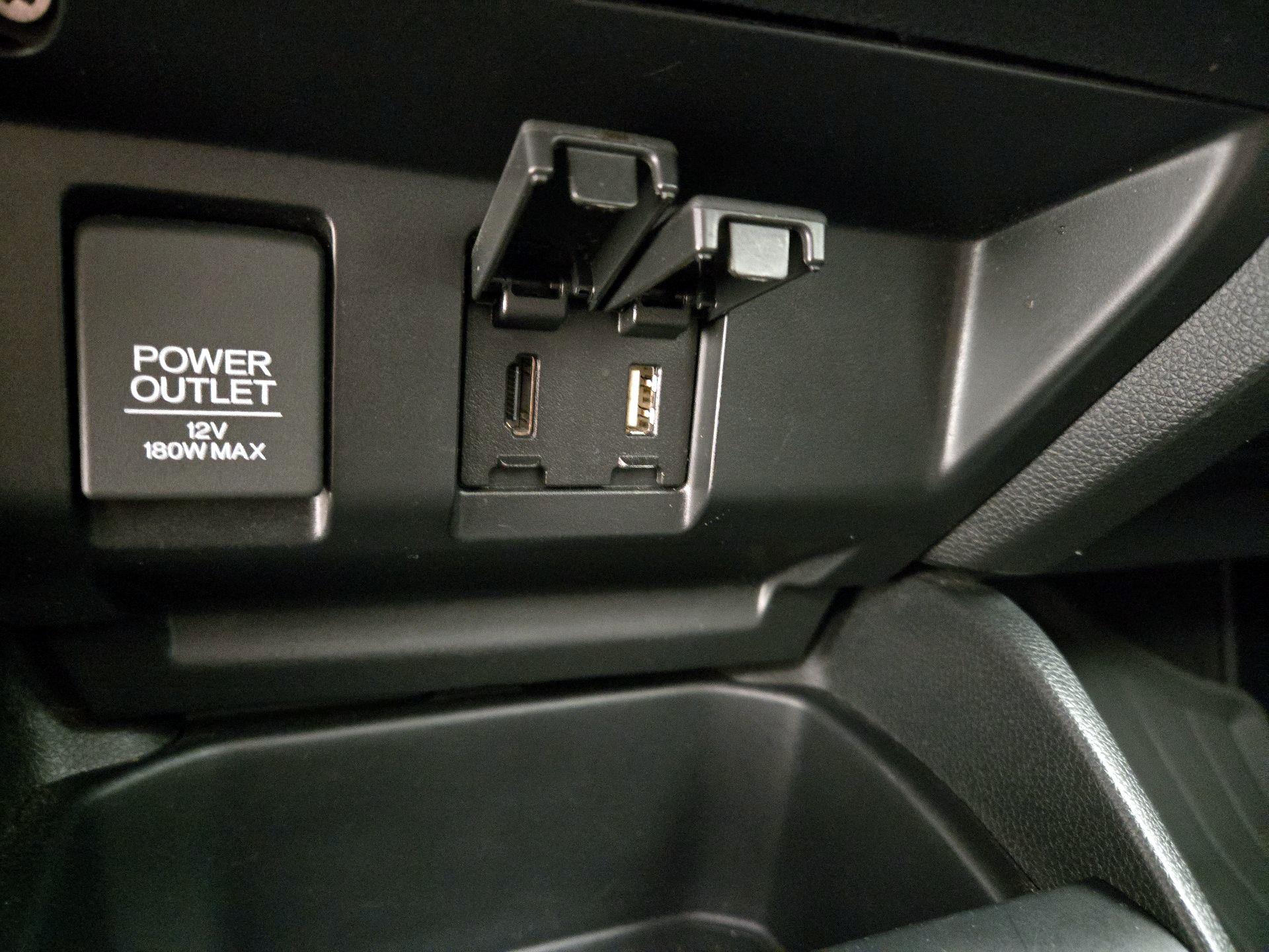 Thumbnail: 2015 Honda Fit - 18