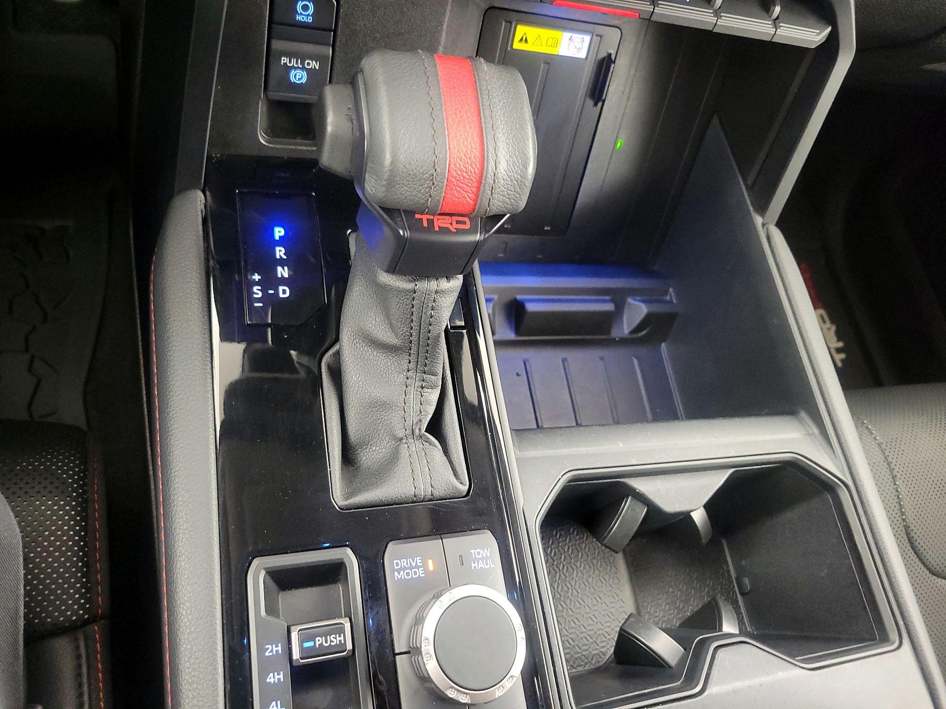 Thumbnail: 2022 Toyota Tundra - 17