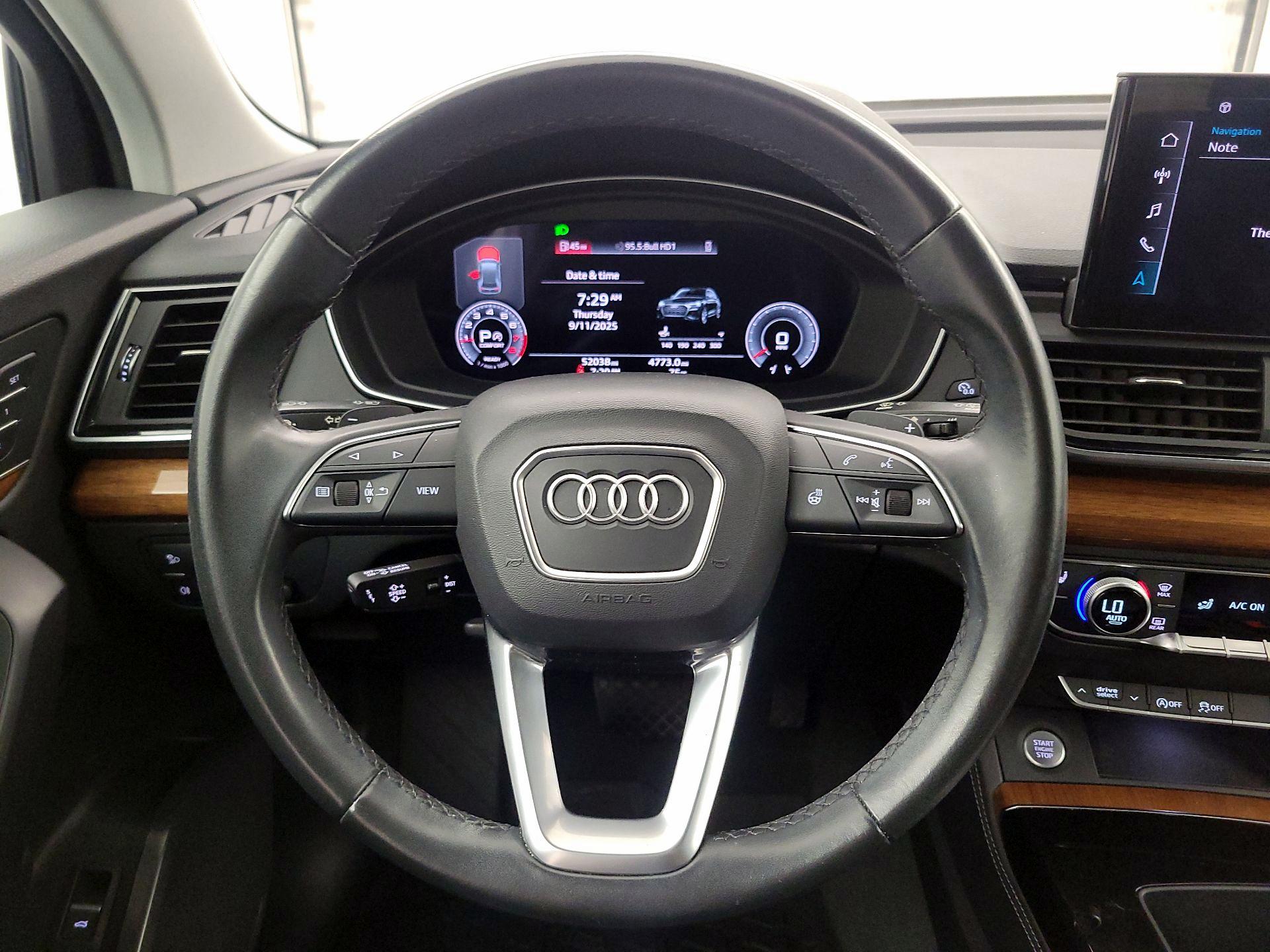 Thumbnail: 2021 Audi Q5 - 10