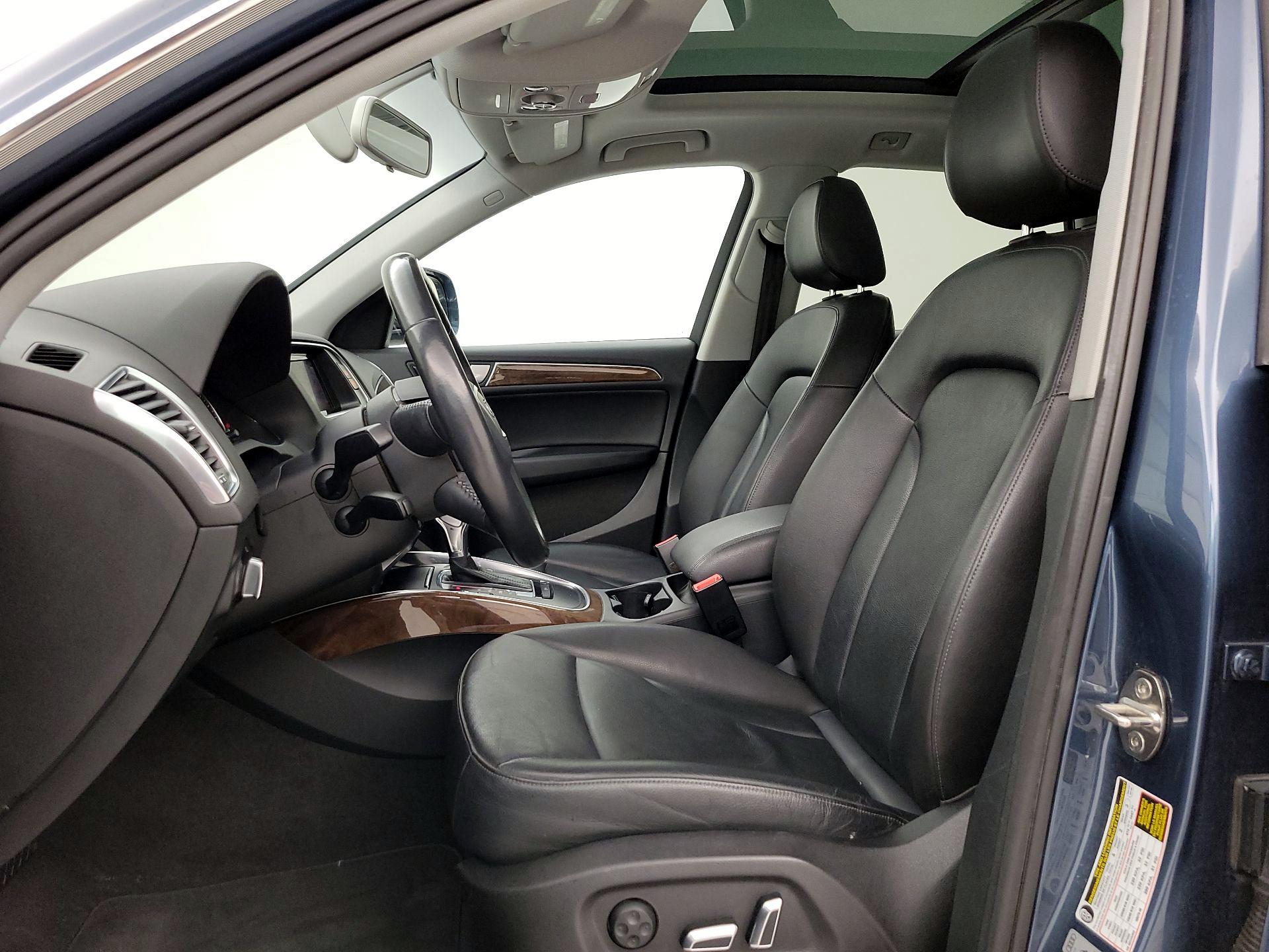 Thumbnail: 2016 Audi Q5 - 11