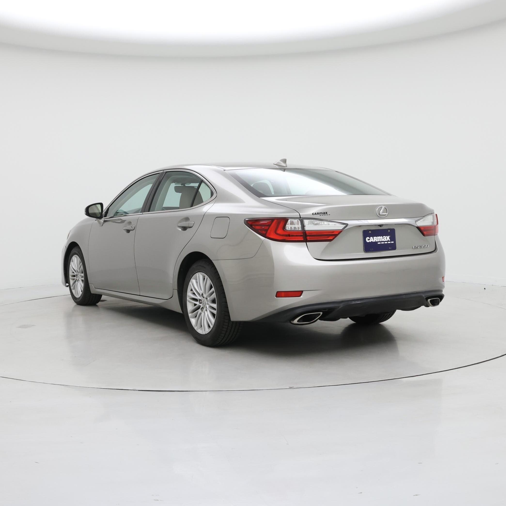Thumbnail: 2016 Lexus ES - 2