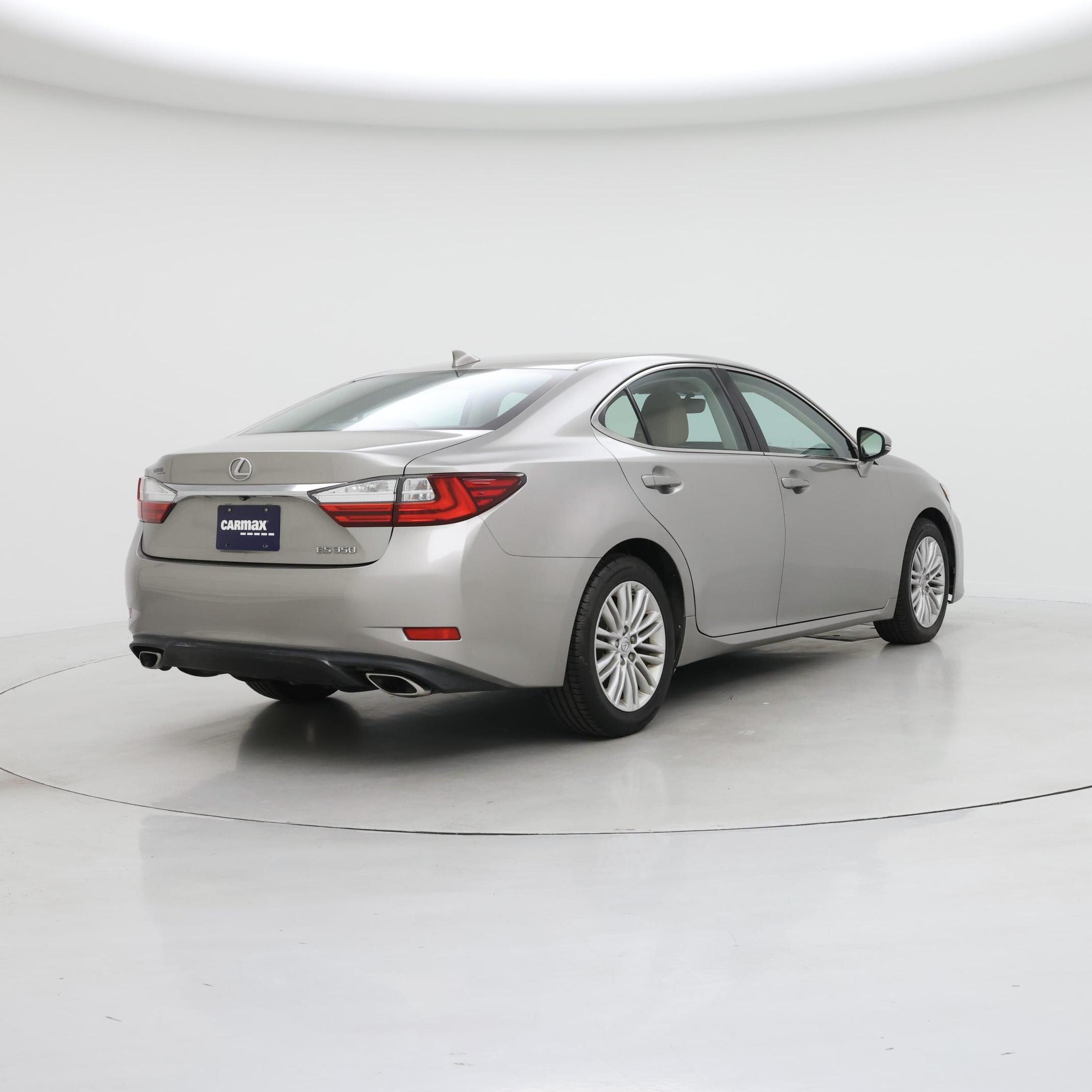 Thumbnail: 2016 Lexus ES - 8