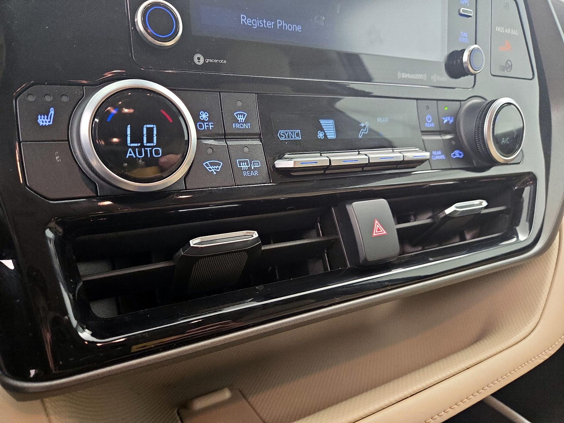 Thumbnail: 2021 Toyota Highlander - 16