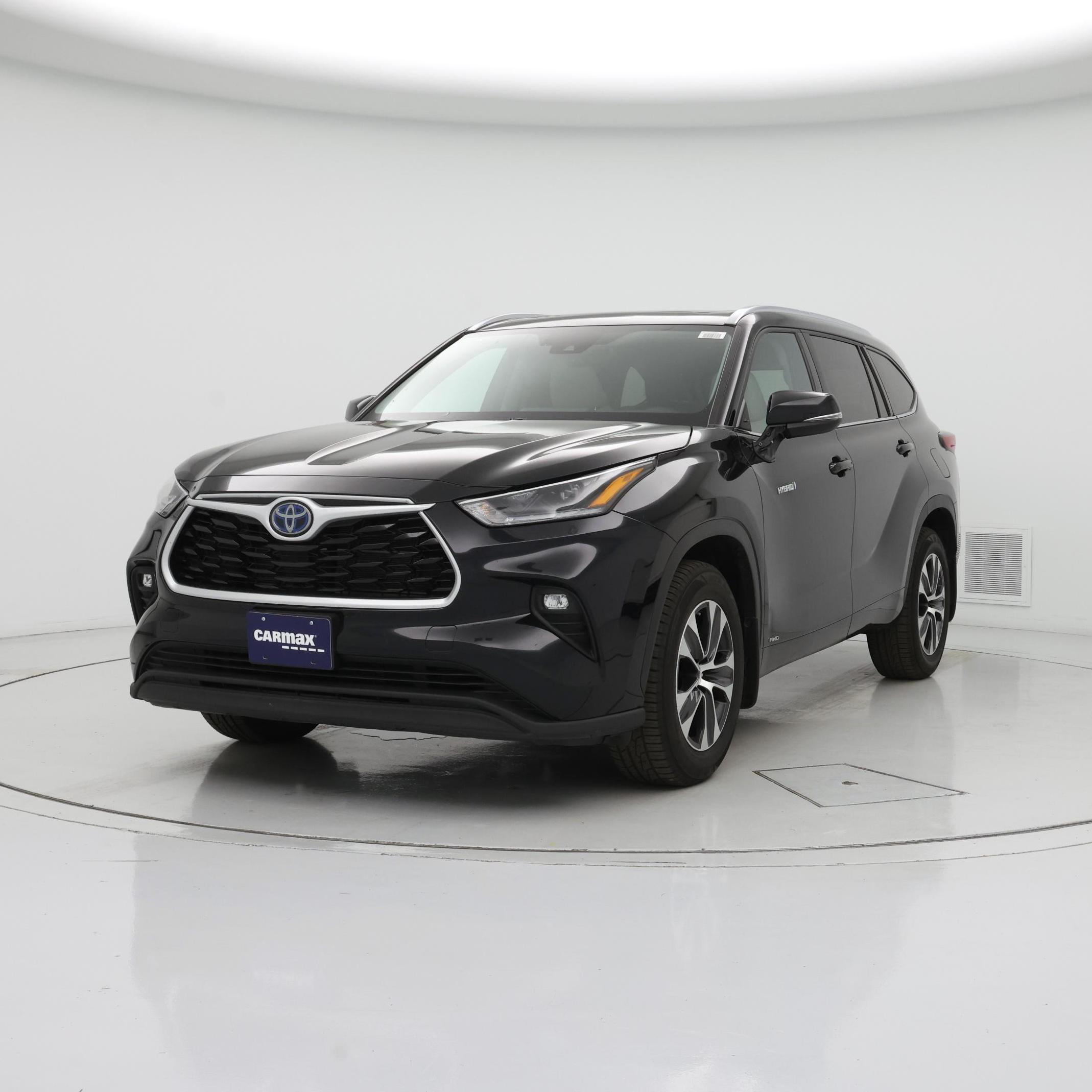 Thumbnail: 2021 Toyota Highlander - 4