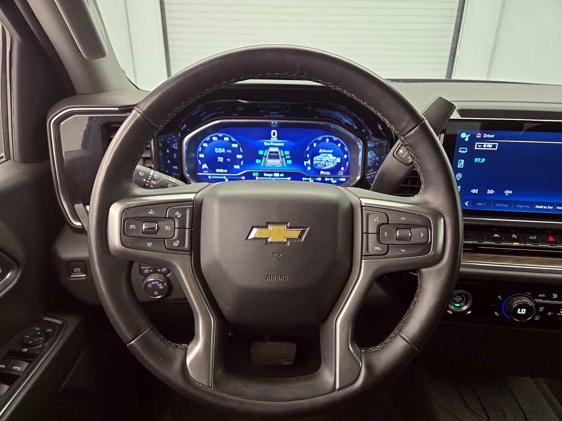 Thumbnail: 2023 Chevrolet Silverado 1500 - 10