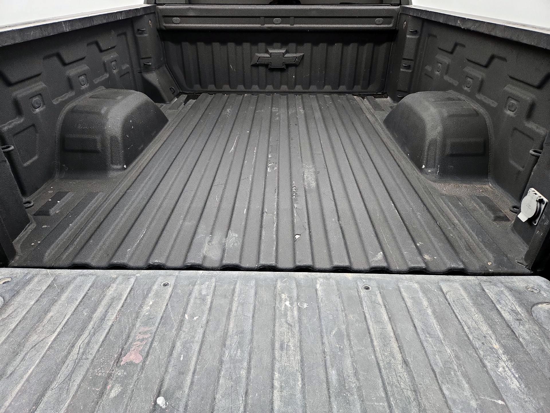 Thumbnail: 2023 Chevrolet Silverado 1500 - 20