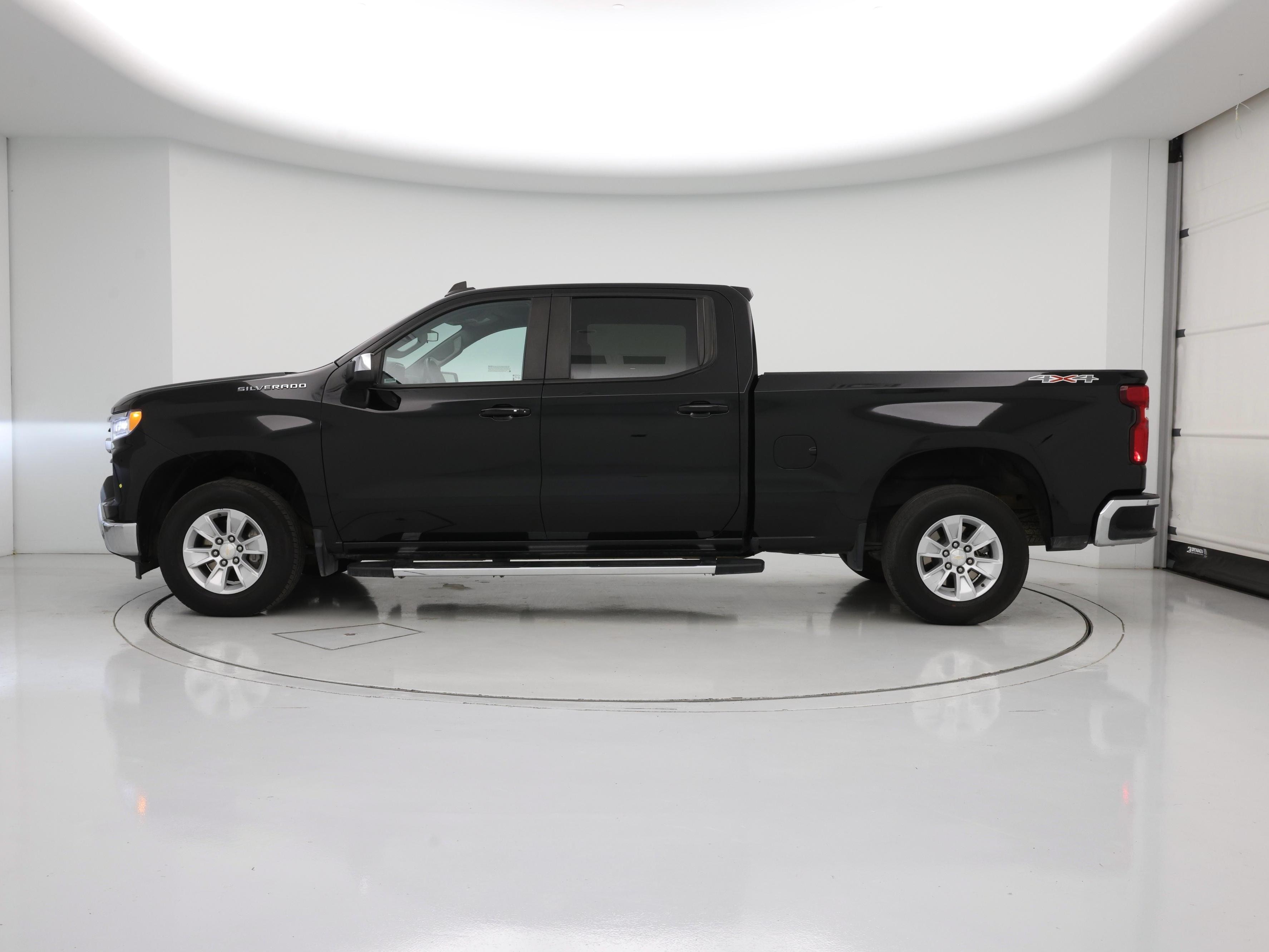 Thumbnail: 2023 Chevrolet Silverado 1500 - 3