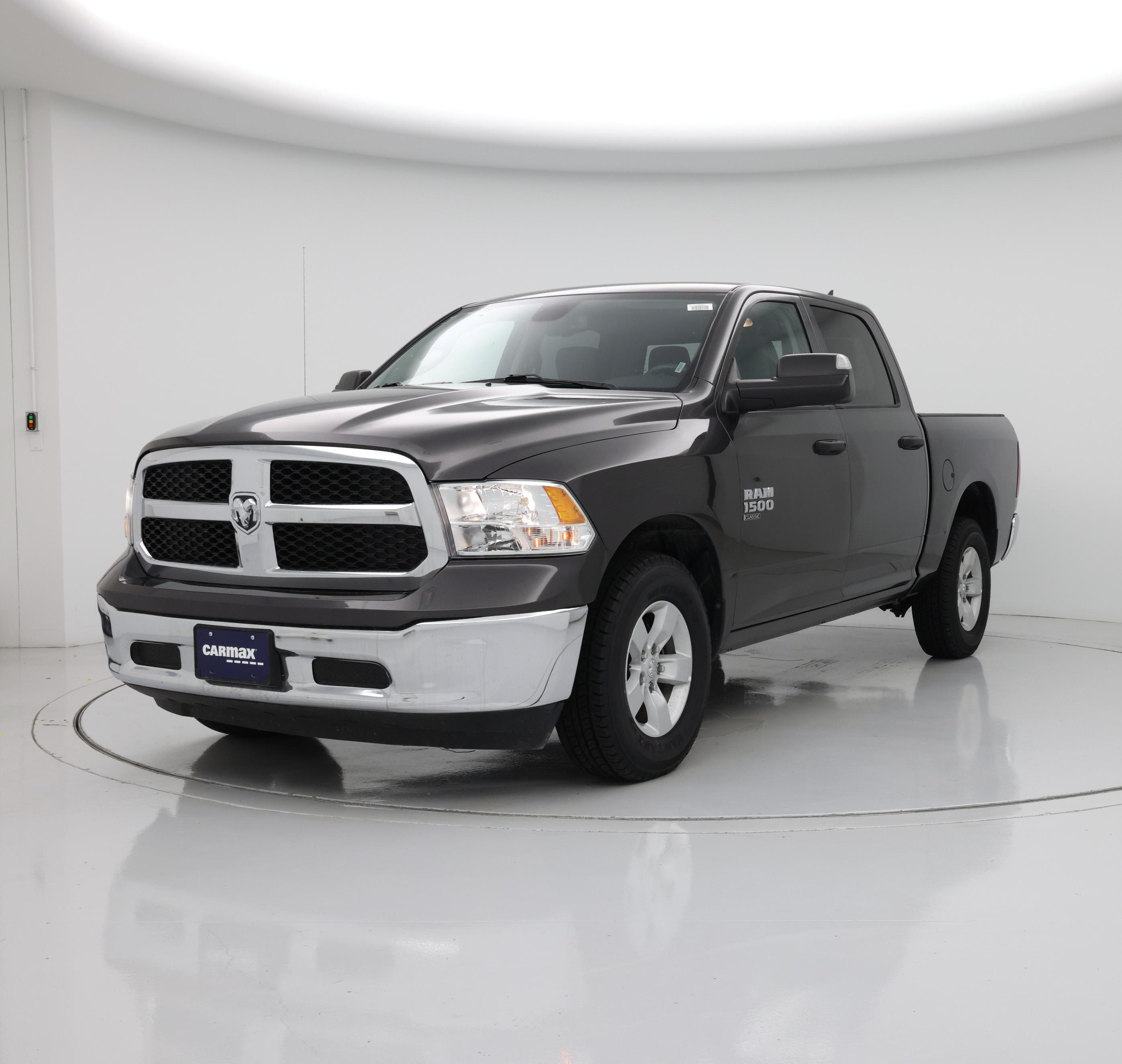 Thumbnail: 2023 RAM 1500 Classic - 4