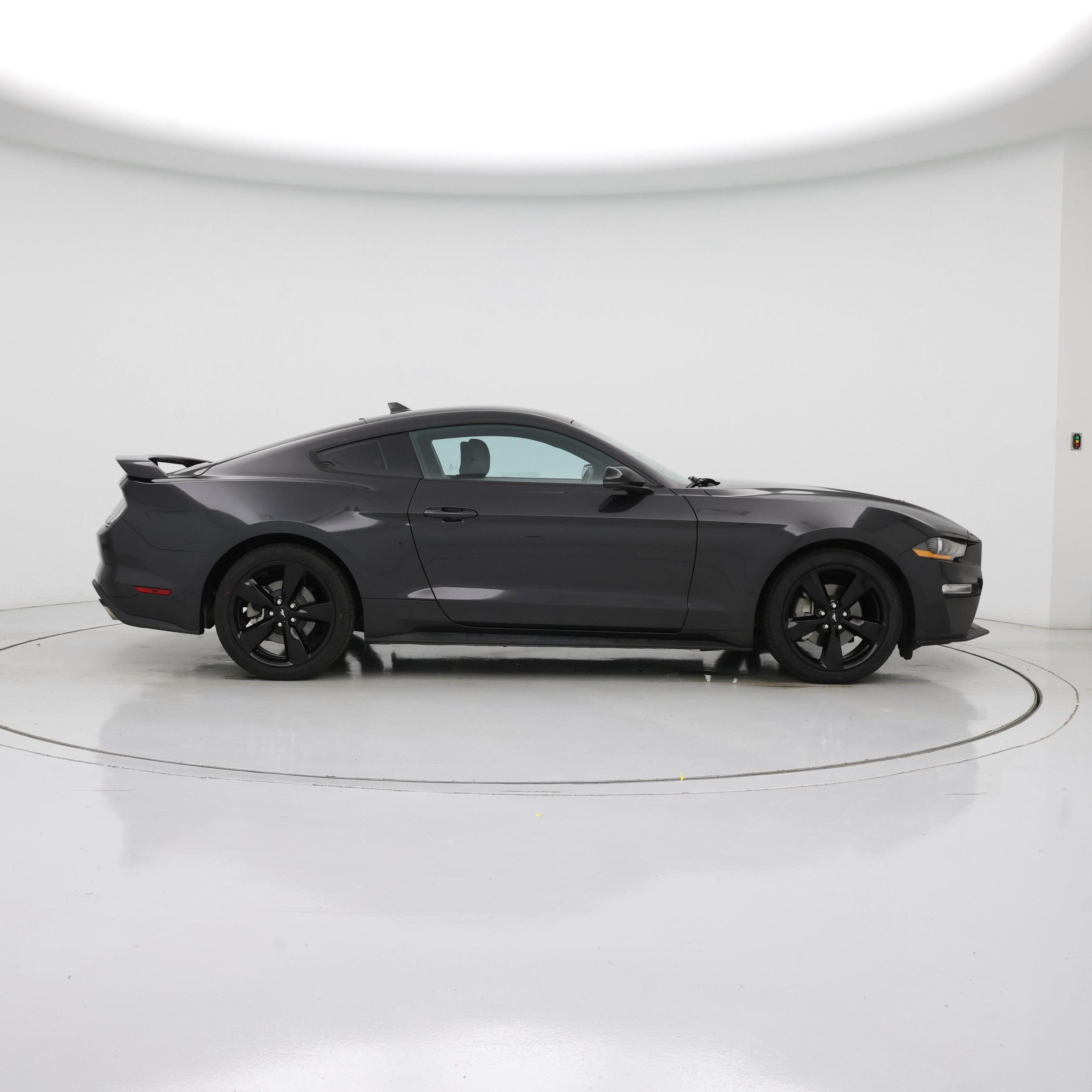 Thumbnail: 2022 Ford Mustang - 7