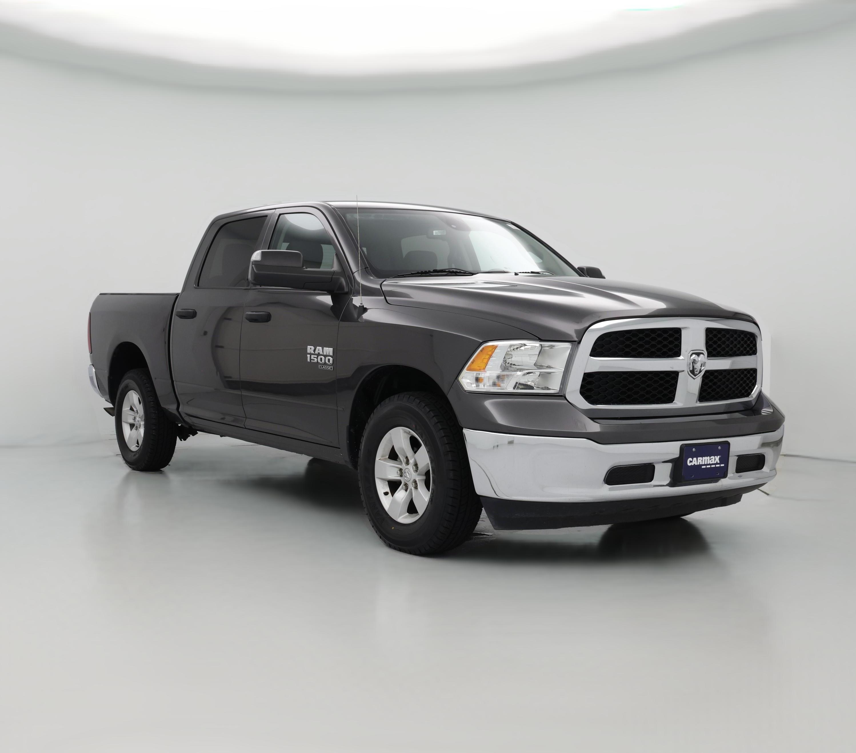 Thumbnail: 2023 RAM 1500 Classic - 1