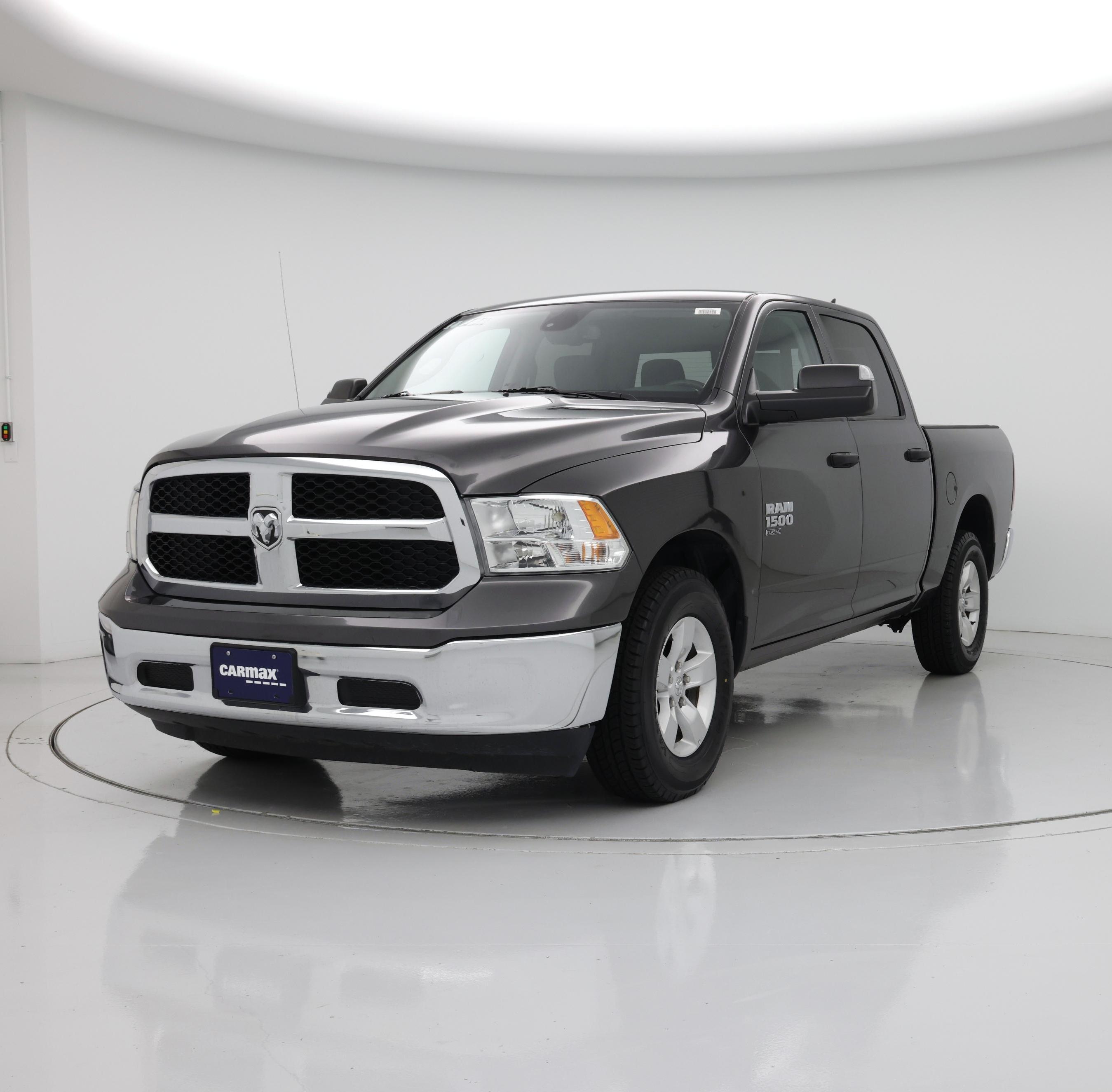 Thumbnail: 2023 RAM 1500 Classic - 4