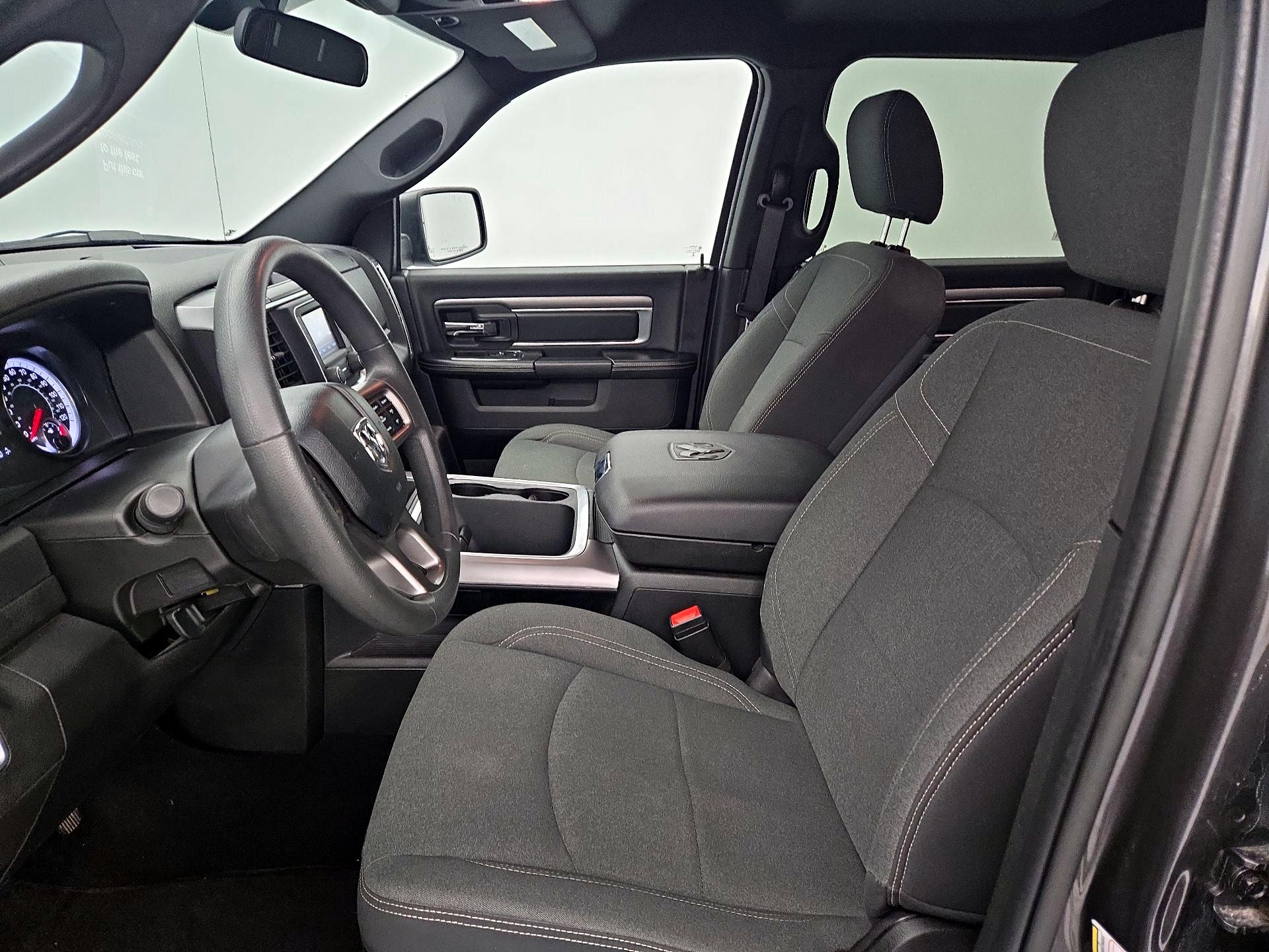 Thumbnail: 2023 RAM 1500 Classic - 11