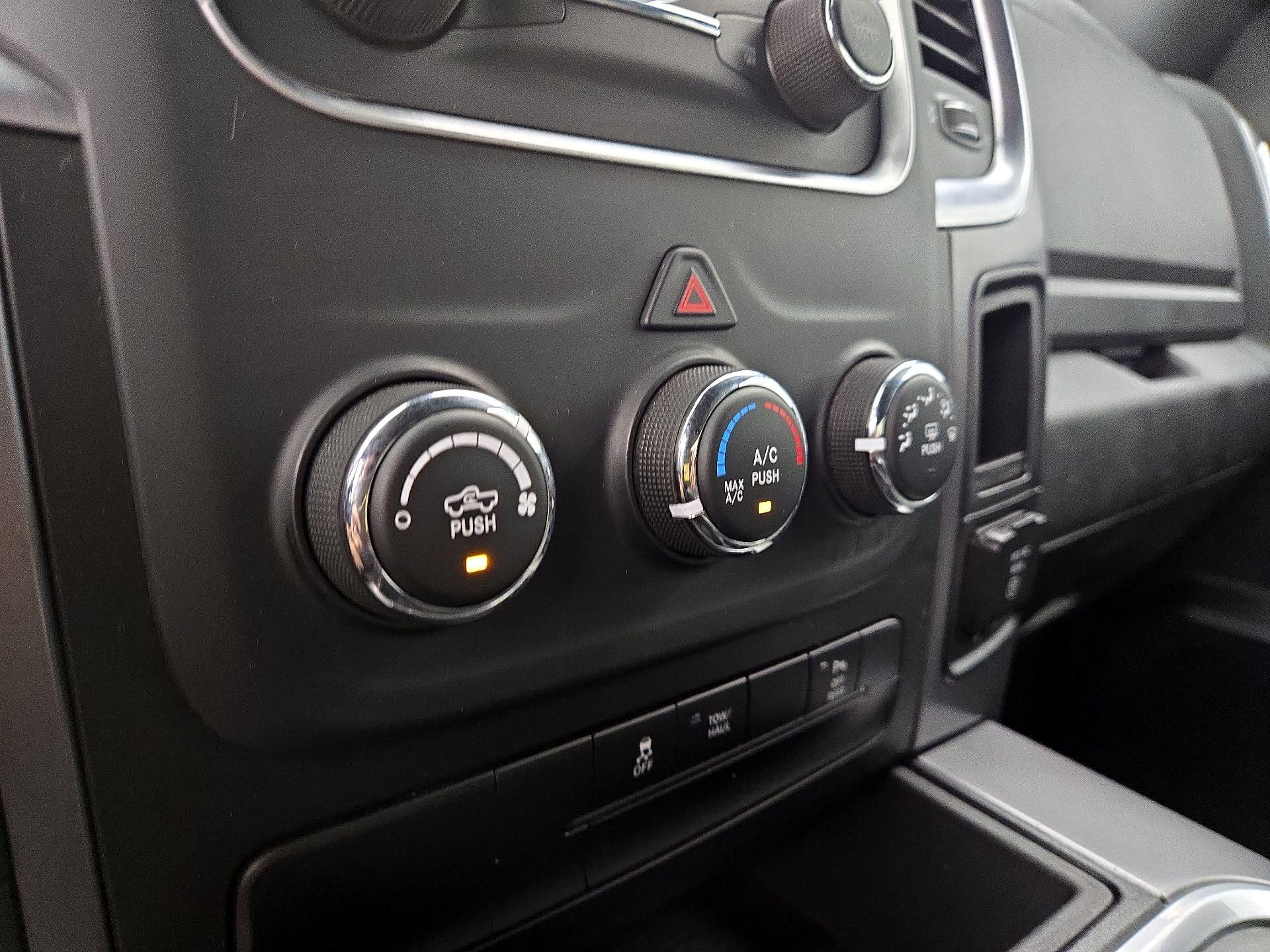 Thumbnail: 2023 RAM 1500 Classic - 16