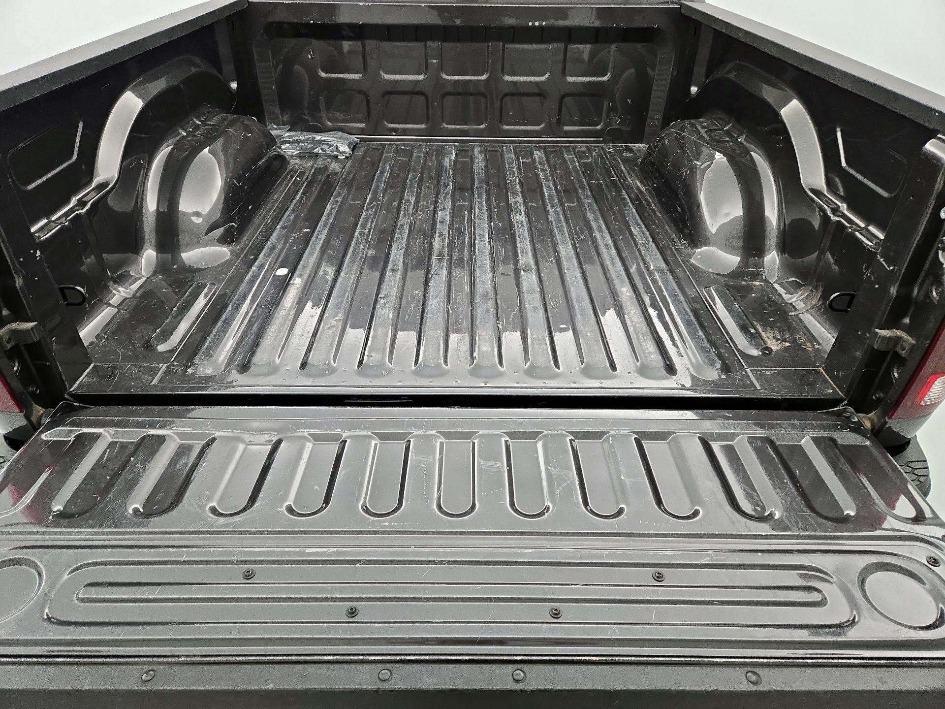 Thumbnail: 2023 RAM 1500 Classic - 20