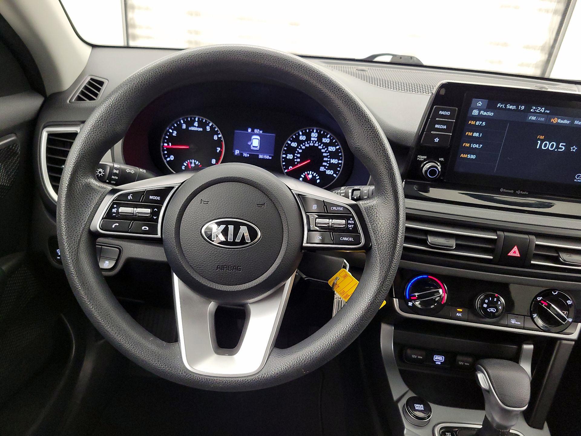 Thumbnail: 2021 Kia Seltos - 10