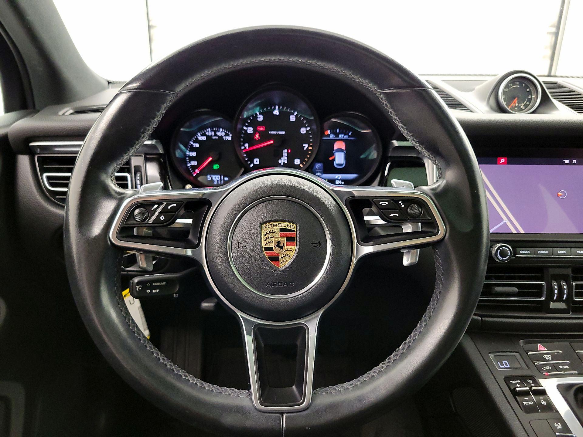 Thumbnail: 2019 Porsche Macan - 10