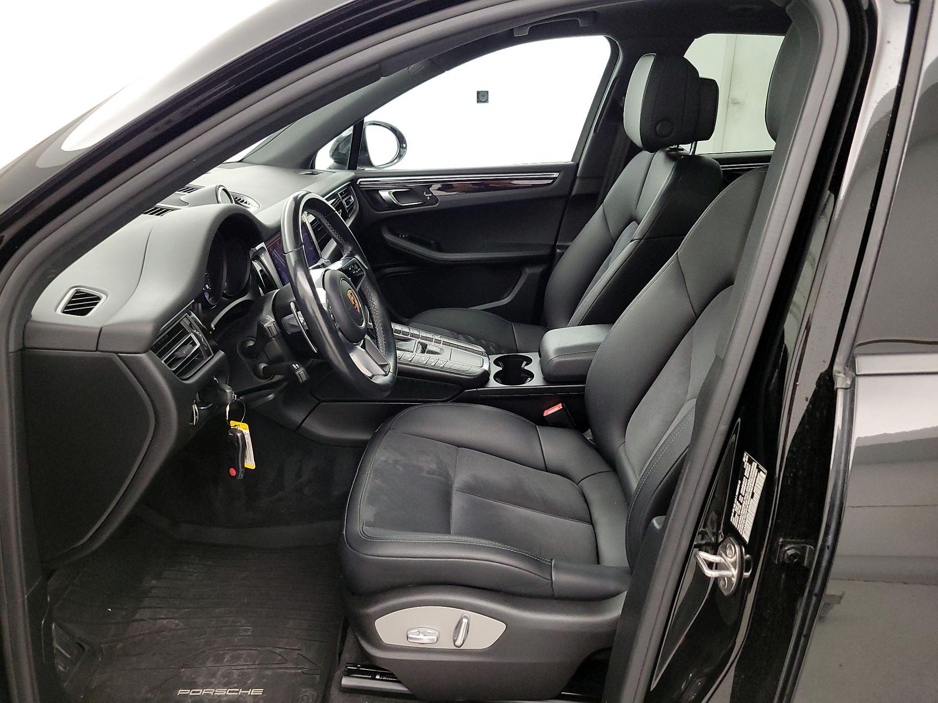 Thumbnail: 2019 Porsche Macan - 11