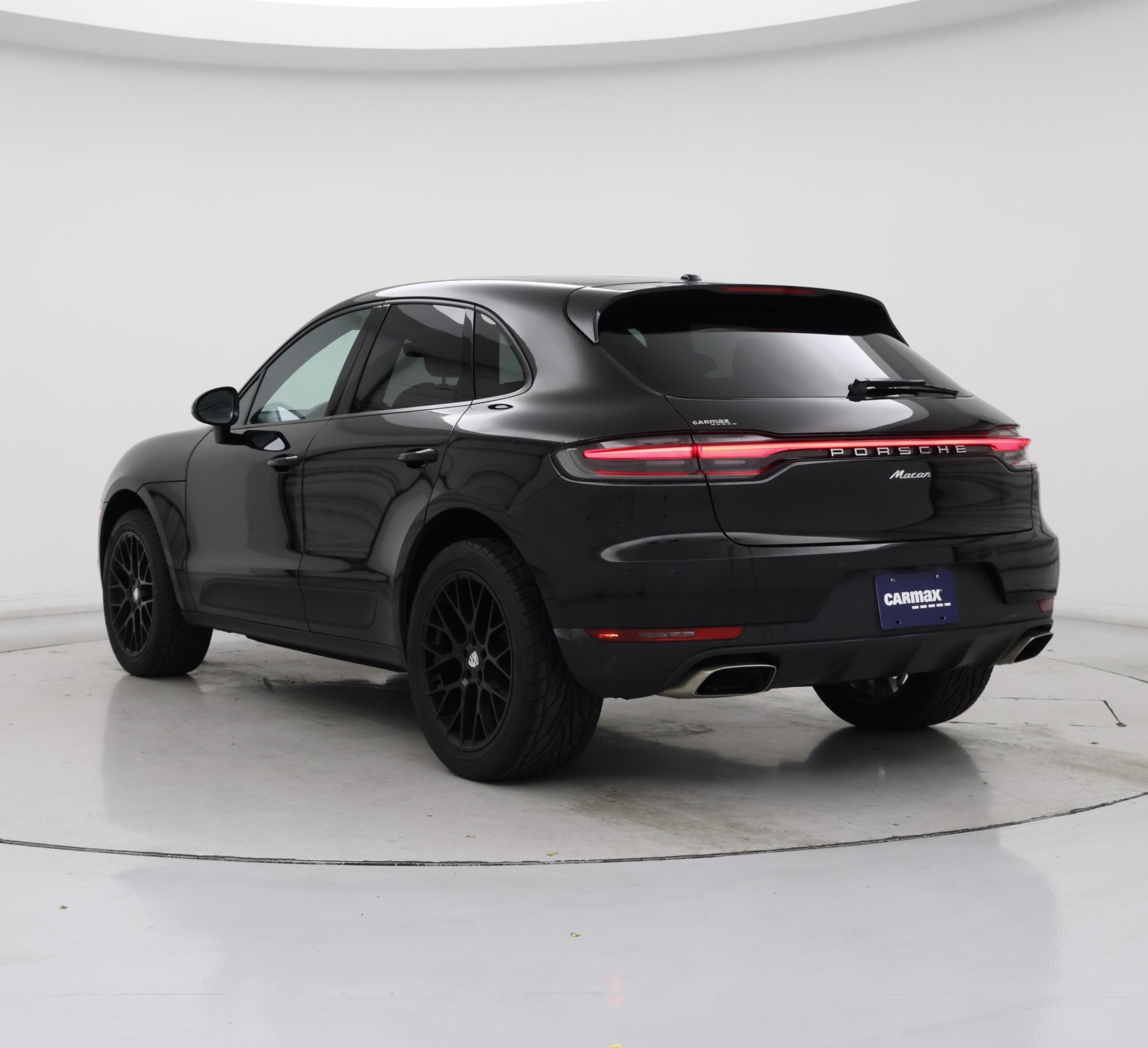 Thumbnail: 2019 Porsche Macan - 2