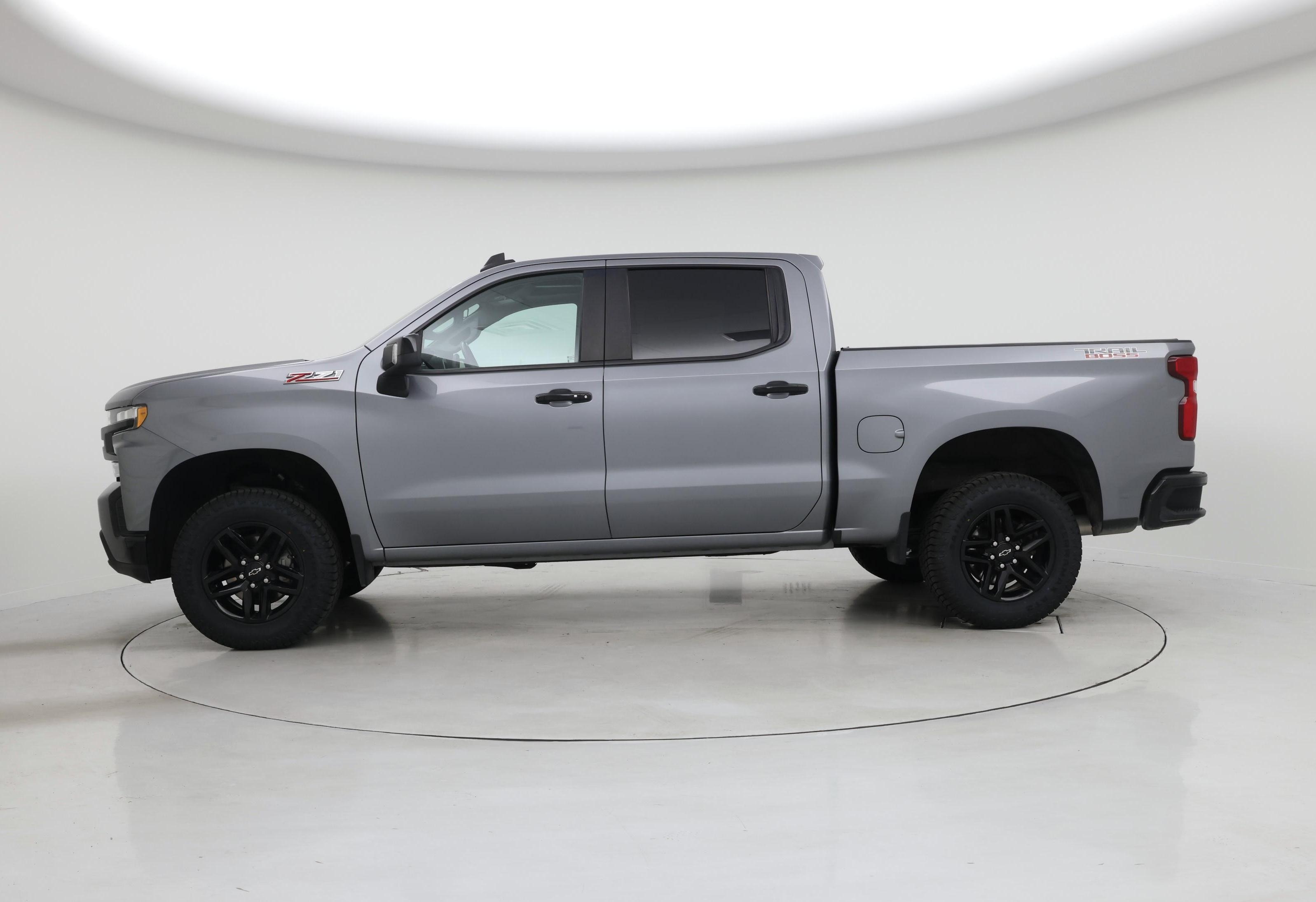 Thumbnail: 2020 Chevrolet Silverado 1500 - 3