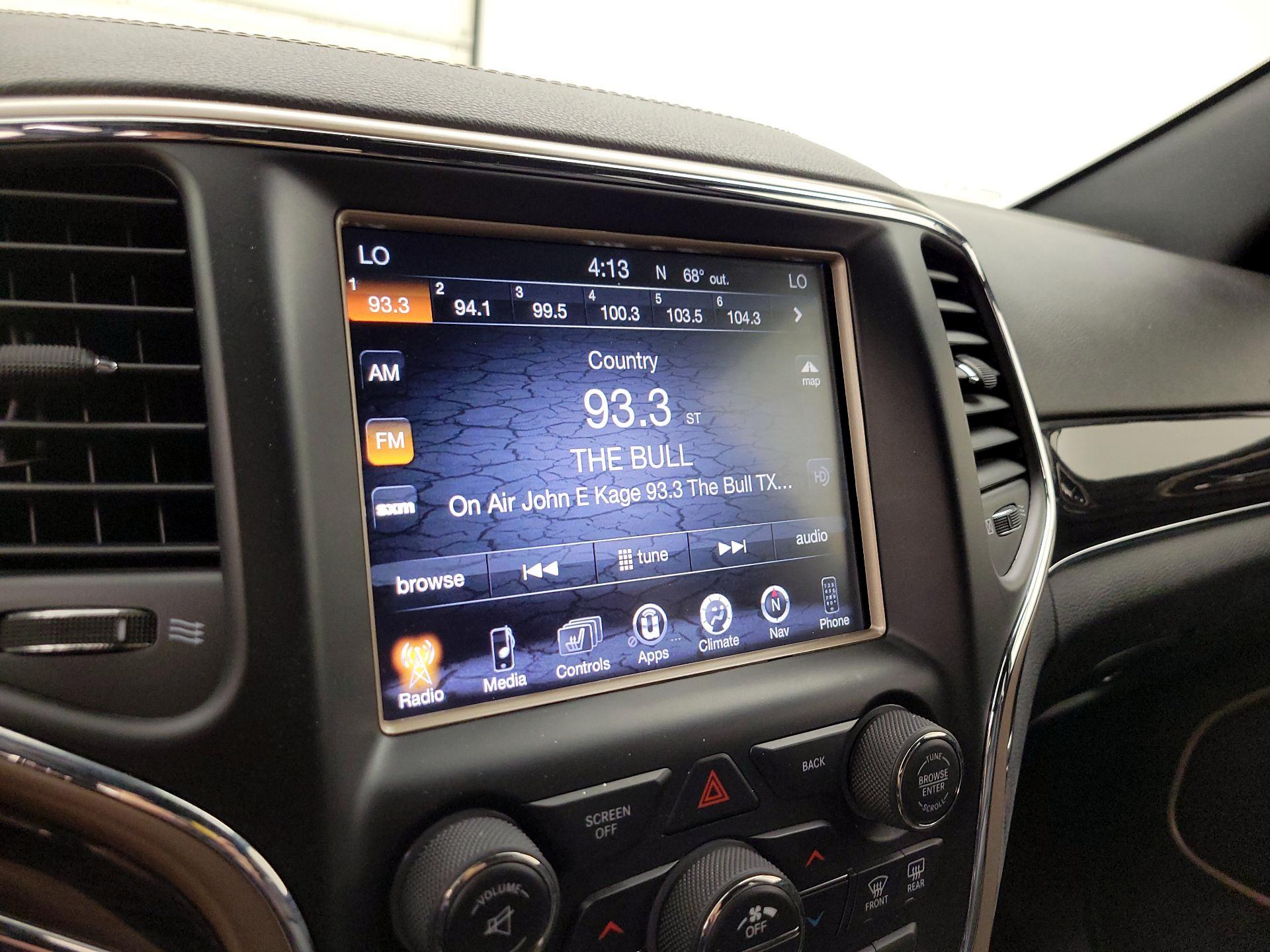 Thumbnail: 2016 Jeep Grand Cherokee - 15