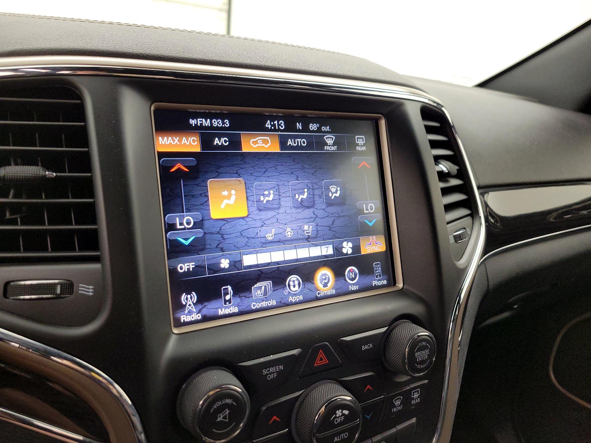 Thumbnail: 2016 Jeep Grand Cherokee - 16