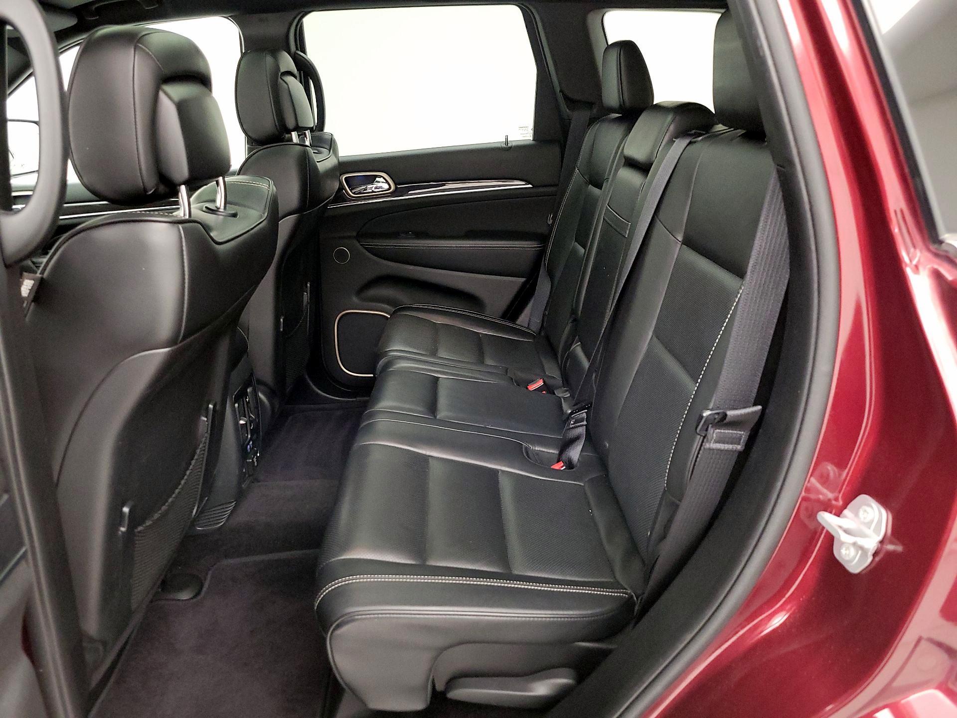 Thumbnail: 2016 Jeep Grand Cherokee - 20