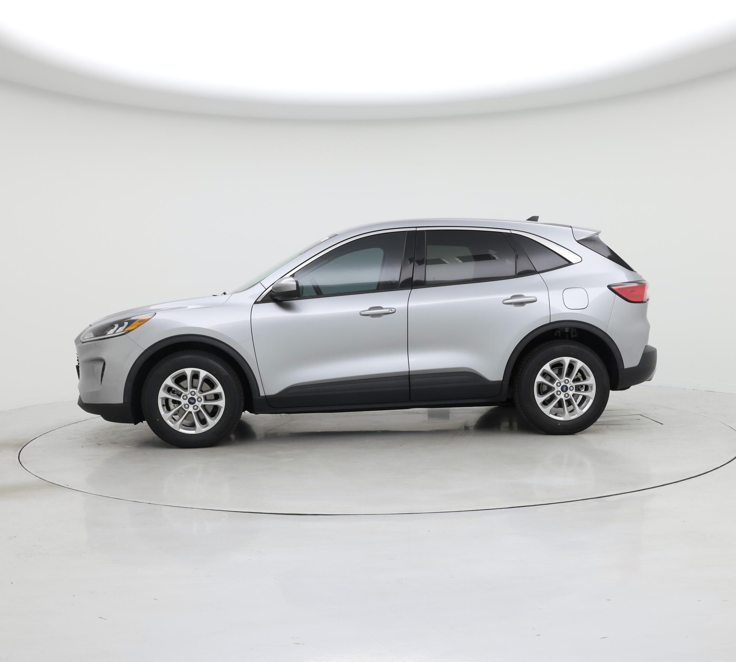 Thumbnail: 2021 Ford Escape - 3