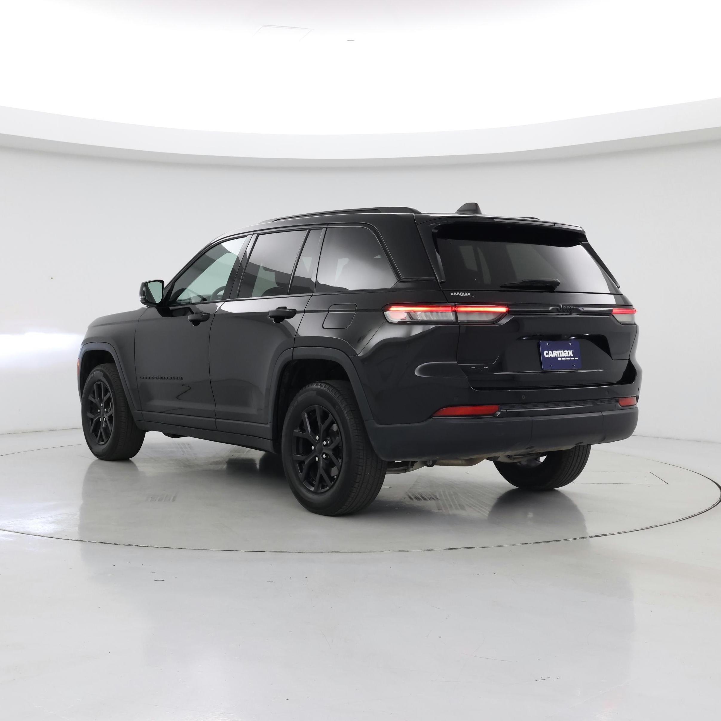 Thumbnail: 2024 Jeep Grand Cherokee - 2