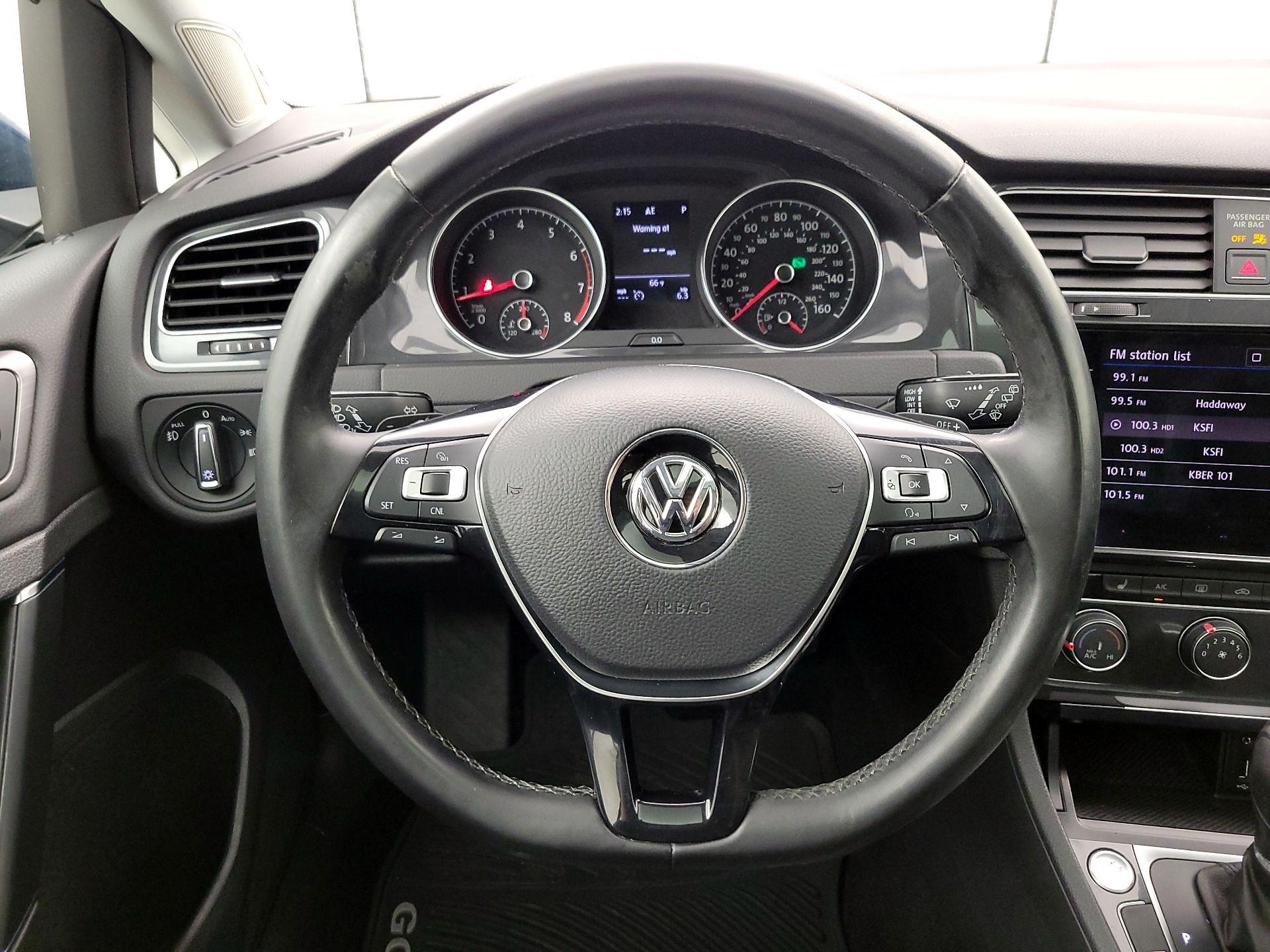 Thumbnail: 2018 Volkswagen Golf - 10