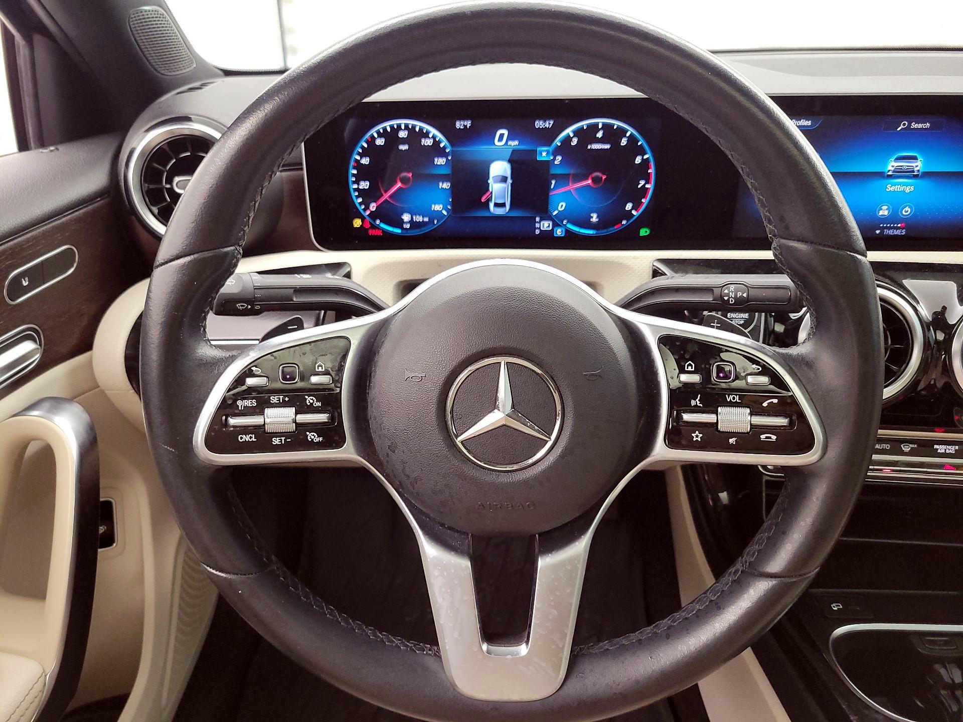 Thumbnail: 2020 Mercedes-Benz A-Class - 10