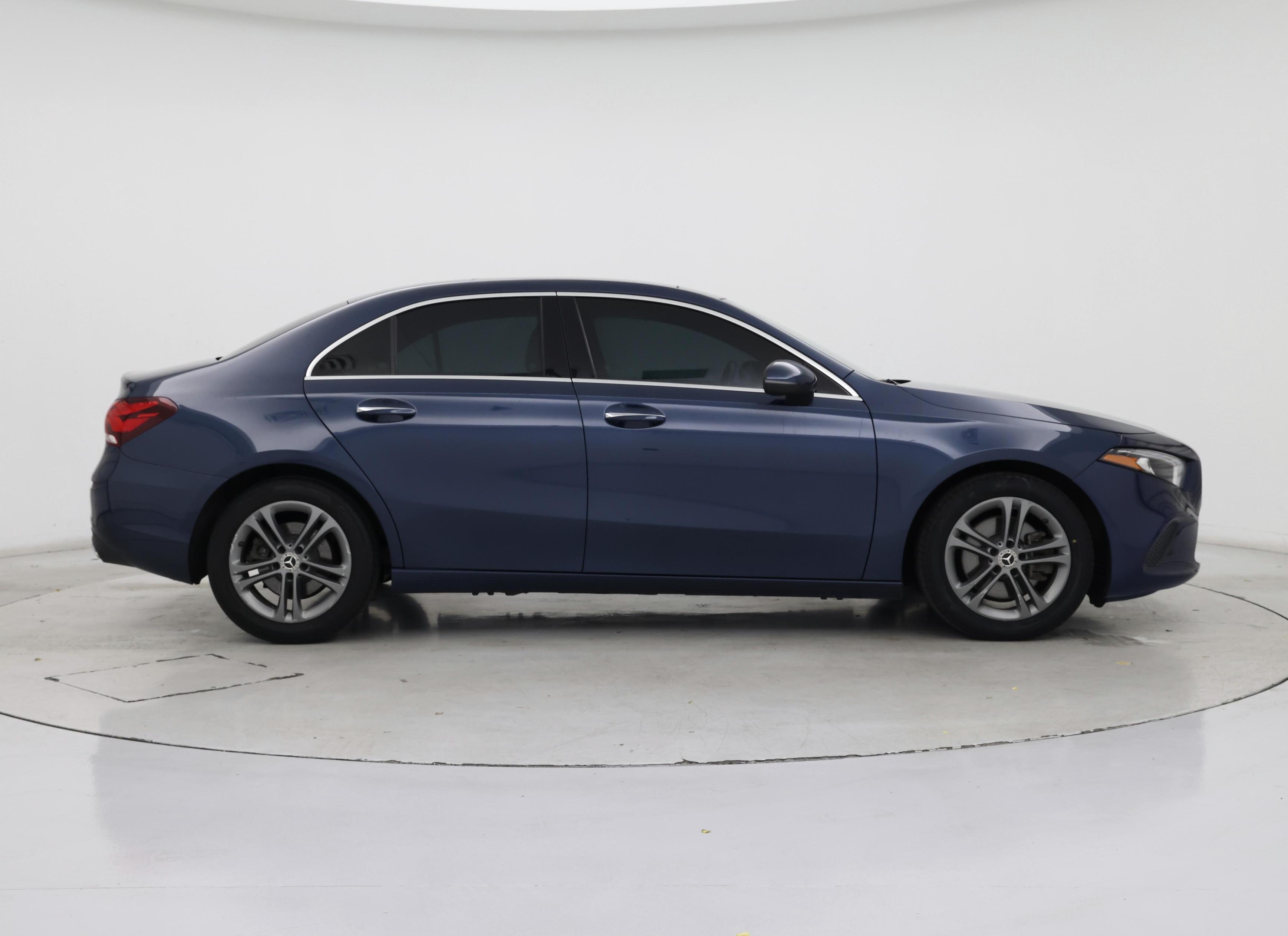 Thumbnail: 2020 Mercedes-Benz A-Class - 7